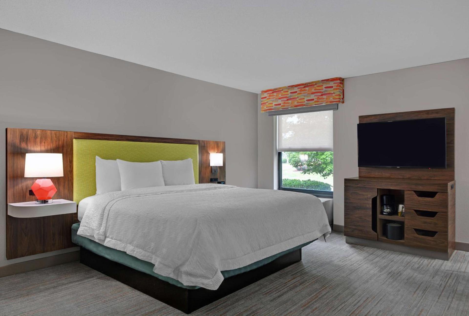 Hampton Inn Charlotte Monroe photo 23