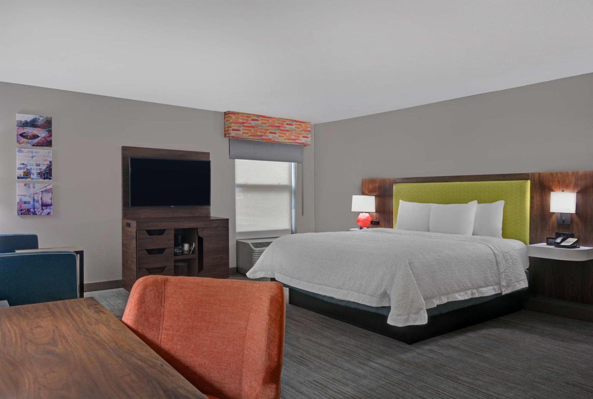 Hampton Inn Charlotte Monroe photo 28