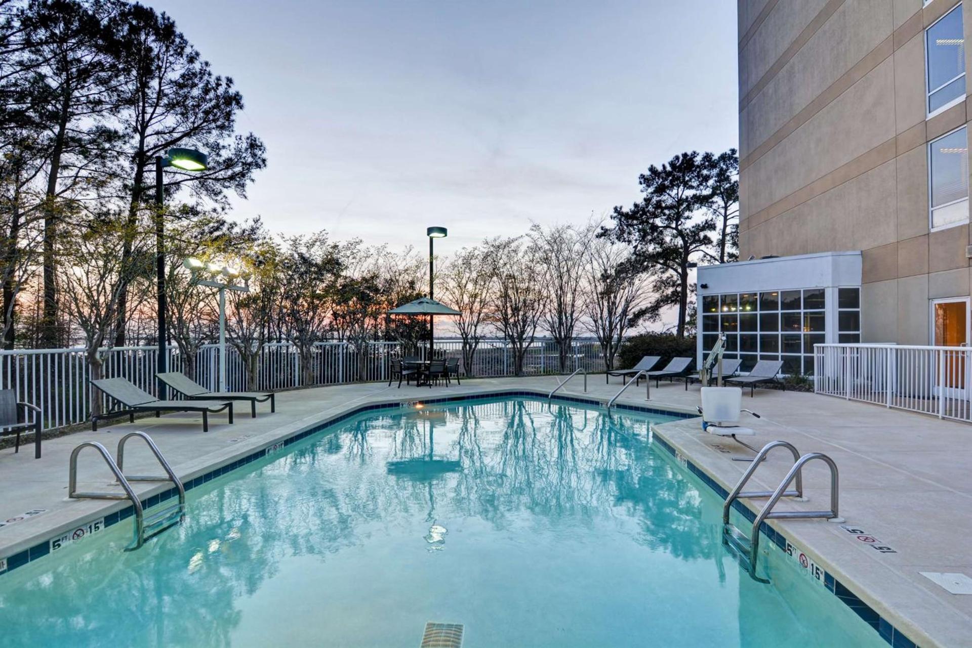 Hampton Inn Mobile/East Bay photo 10
