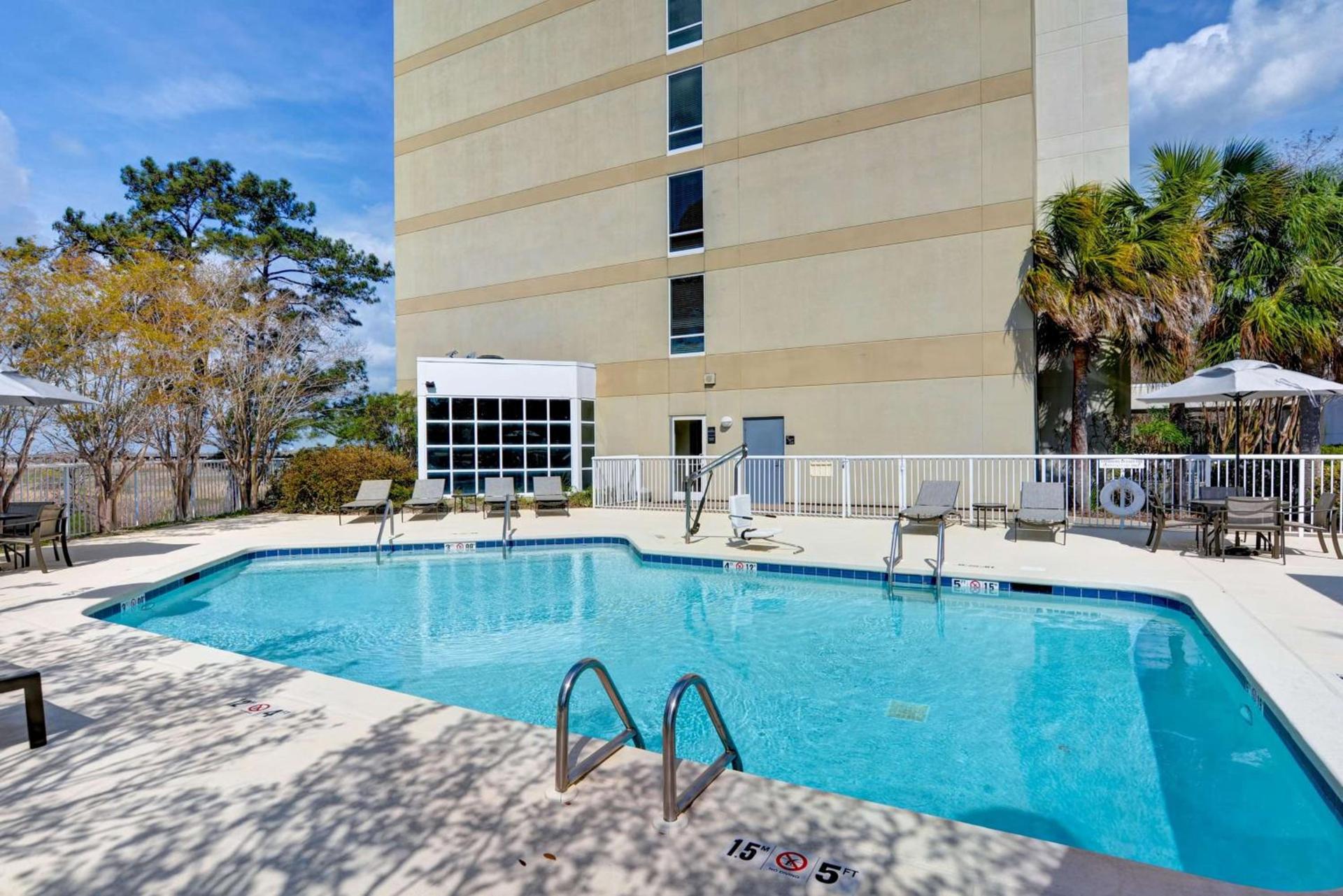 Hampton Inn Mobile/East Bay photo 11