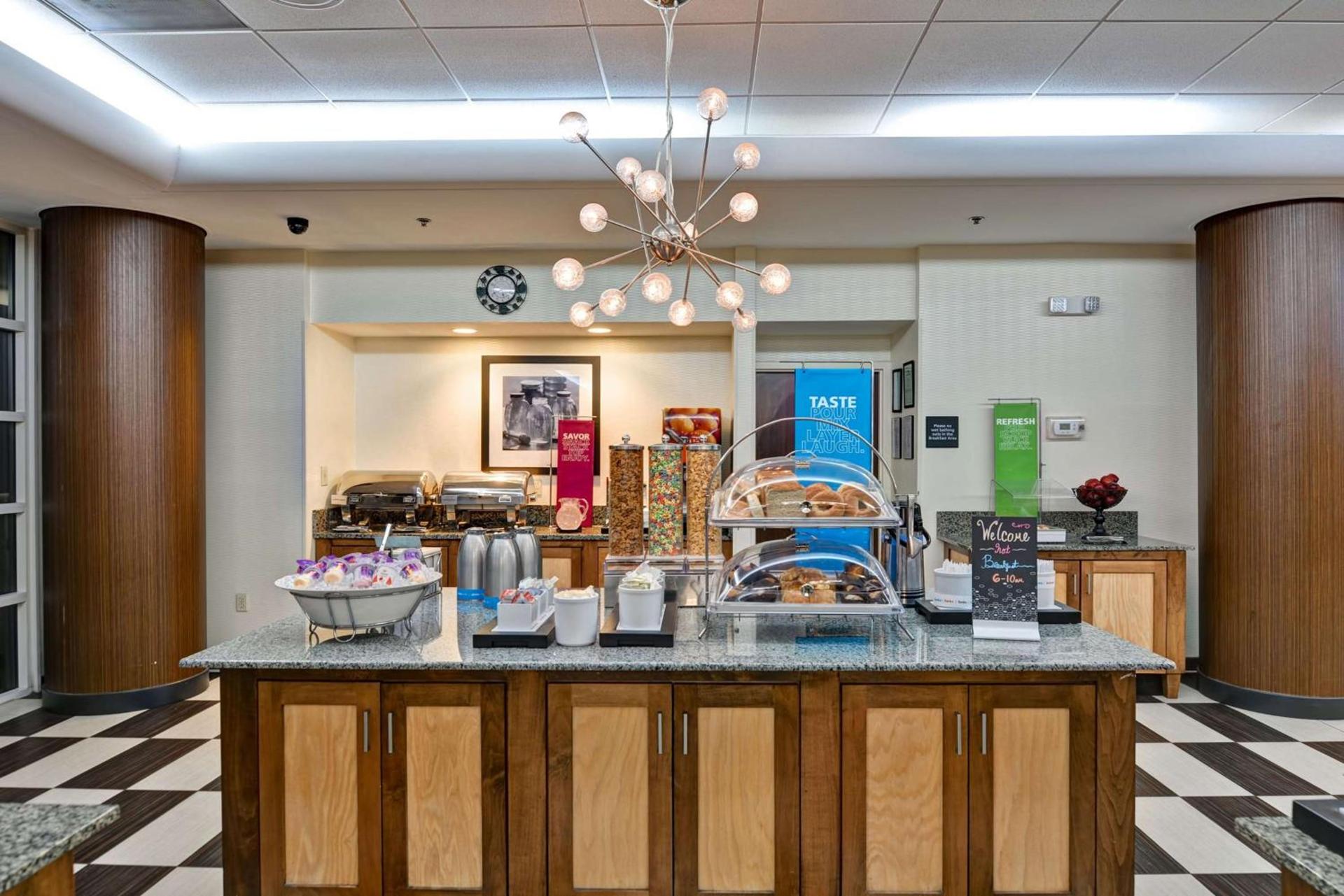 Hampton Inn Mobile/East Bay photo 13