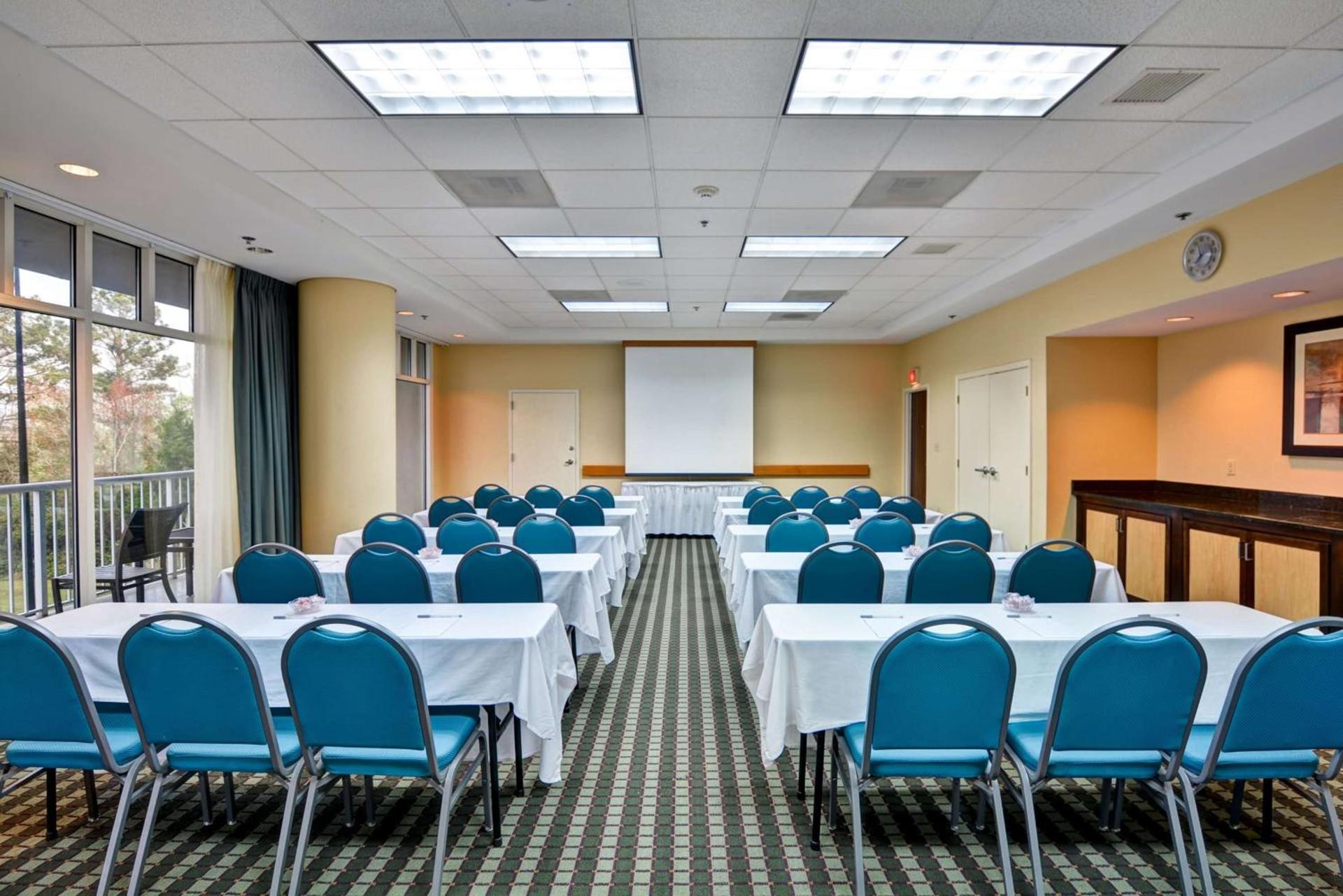 Hampton Inn Mobile/East Bay photo 40
