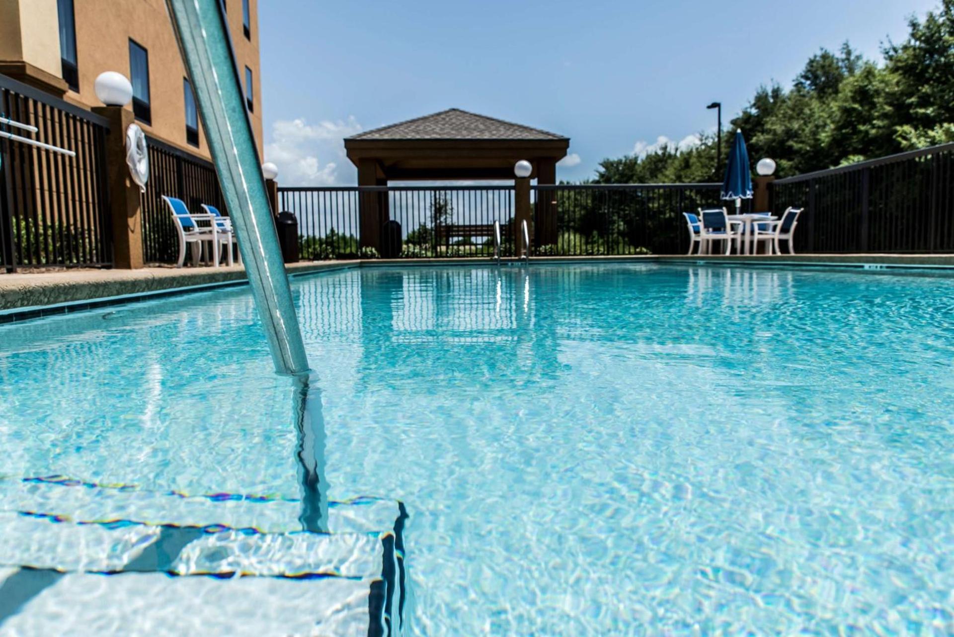 Hampton Inn Foley photo 16