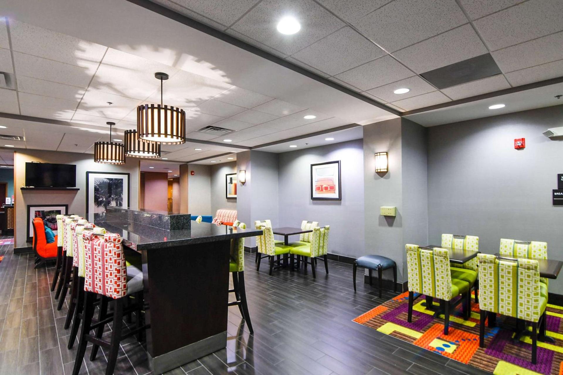 Hampton Inn Foley photo 20