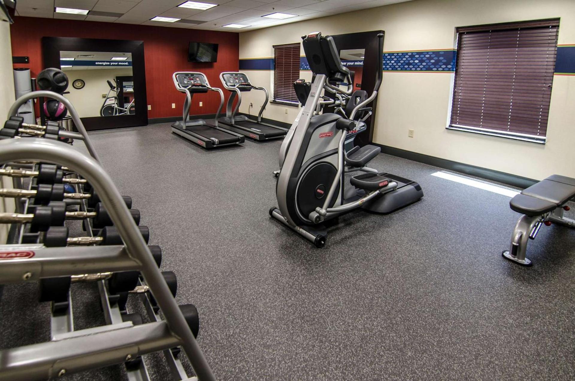 Hampton Inn Foley photo 25