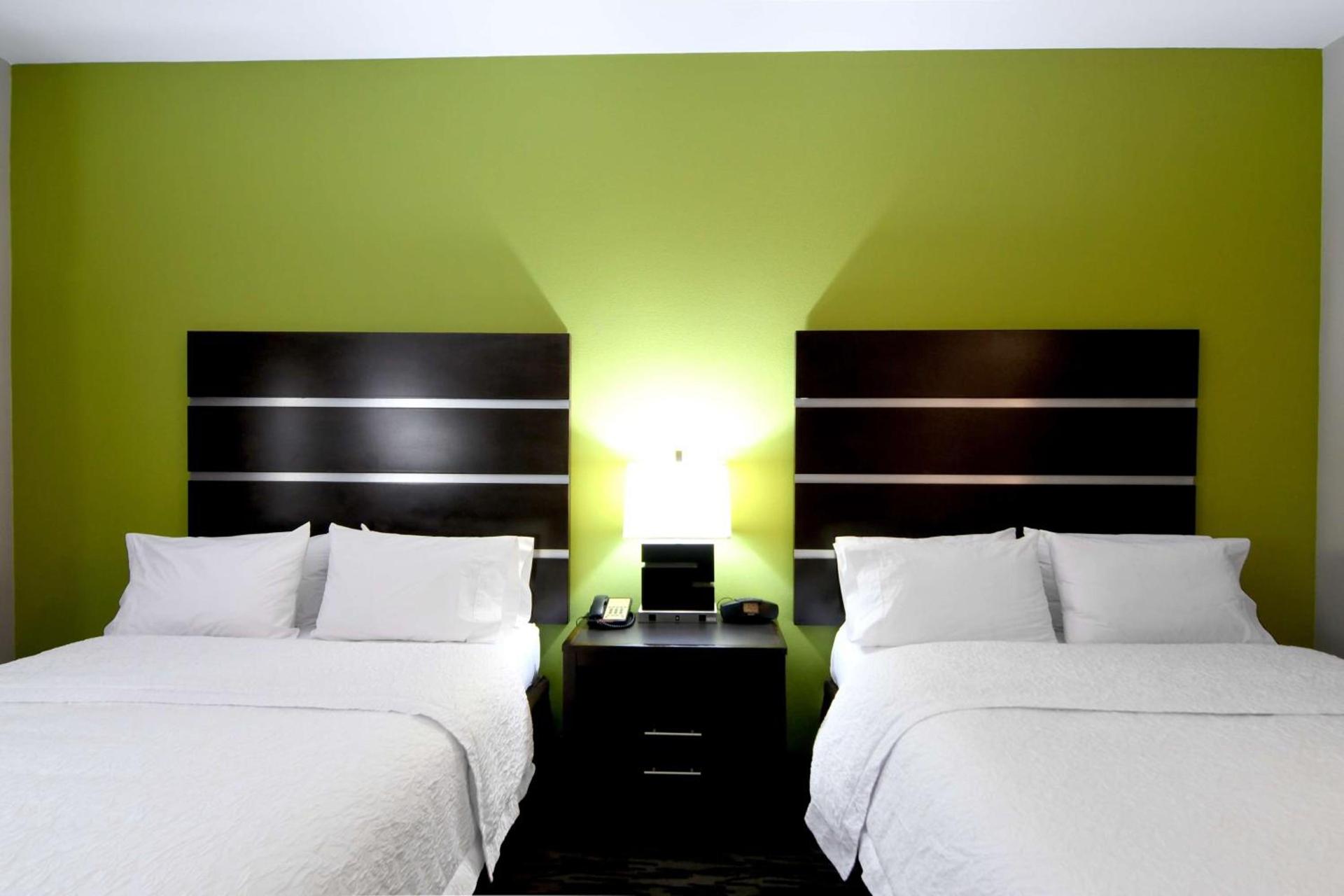 Hampton Inn Foley photo 4