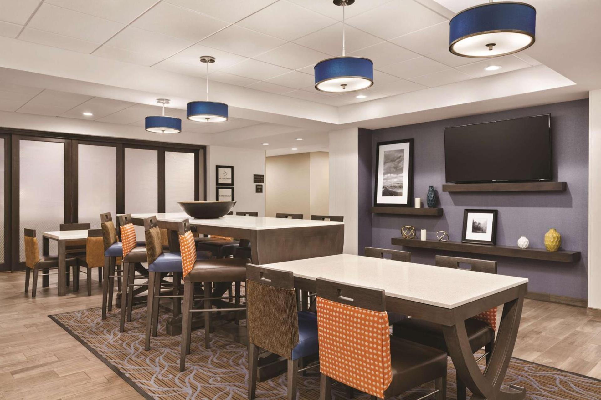 Hampton Inn by Hilton Turlock photo 4