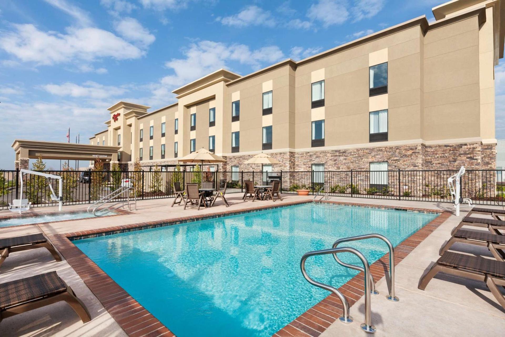 Hampton Inn by Hilton Turlock photo 7