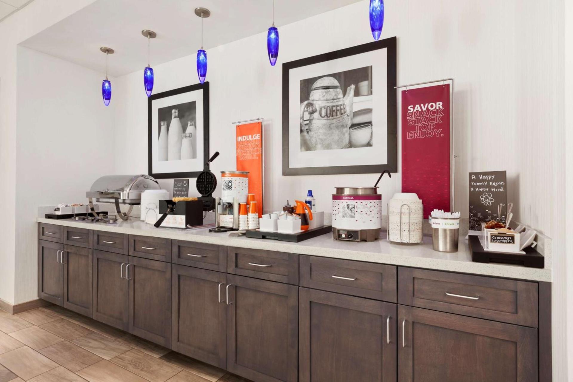 Hampton Inn by Hilton Turlock photo 15