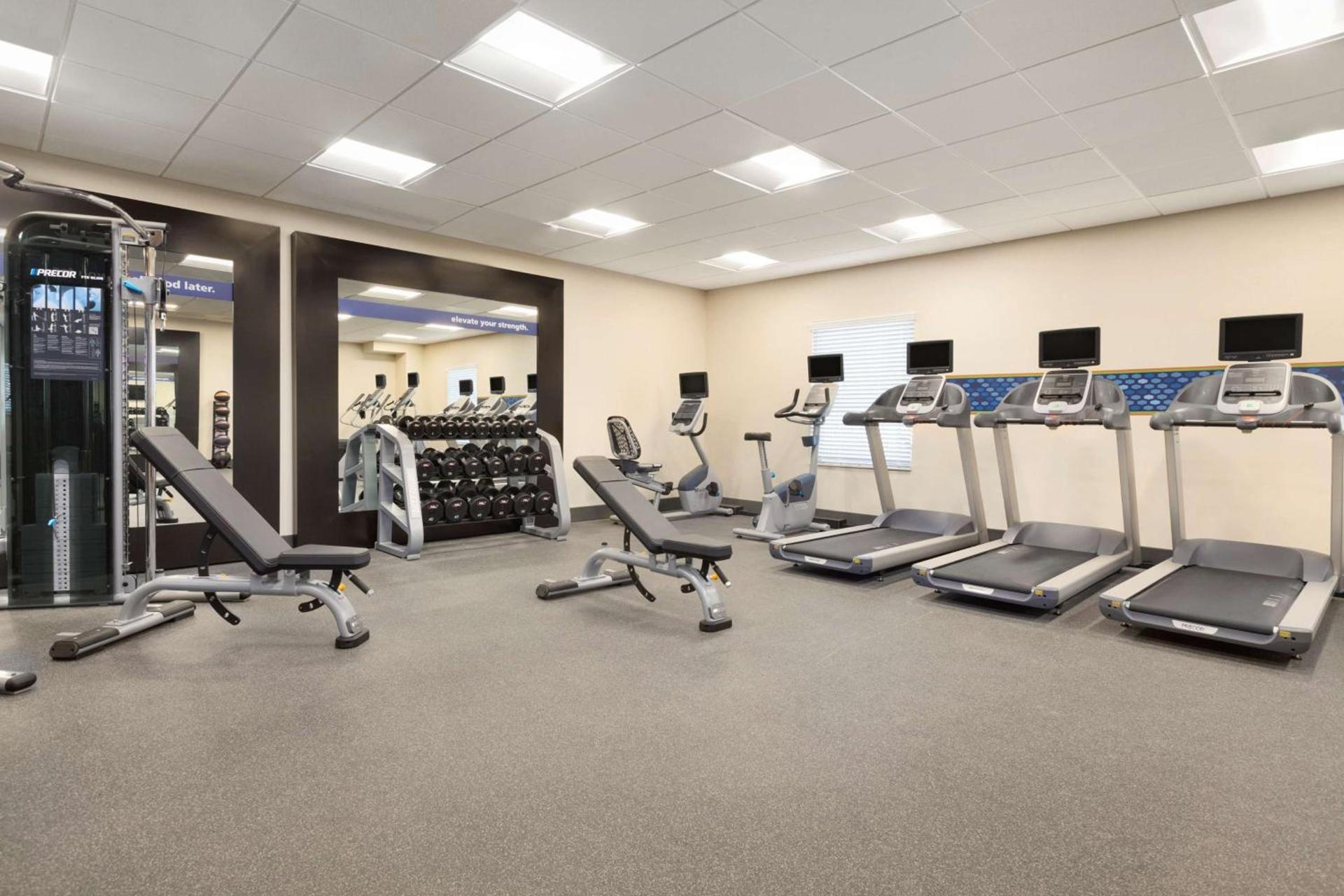 Hampton Inn by Hilton Turlock photo 16
