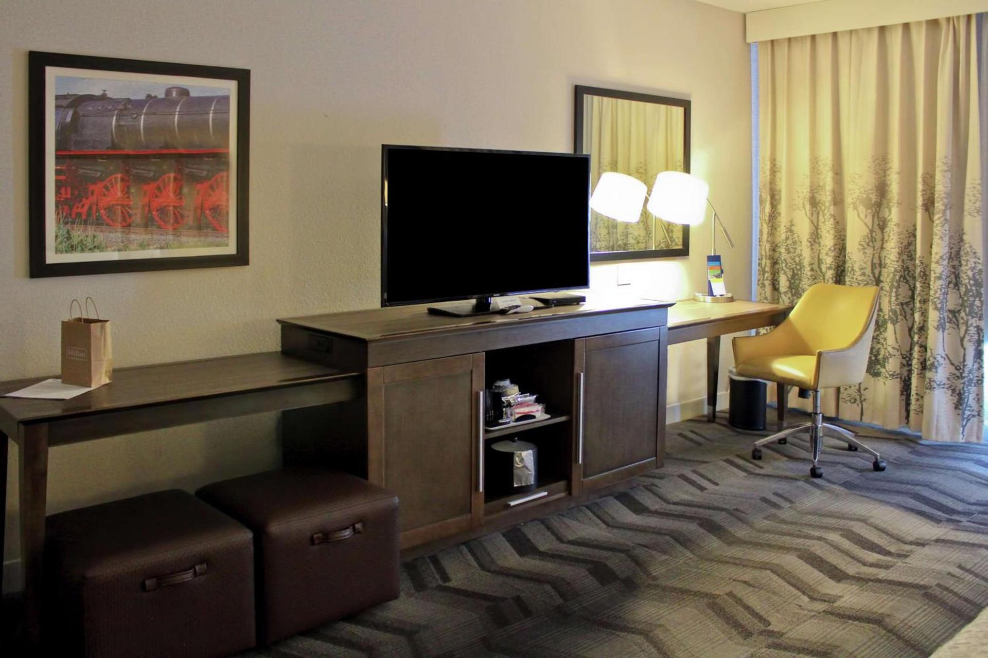 Hampton Inn by Hilton Turlock photo 20