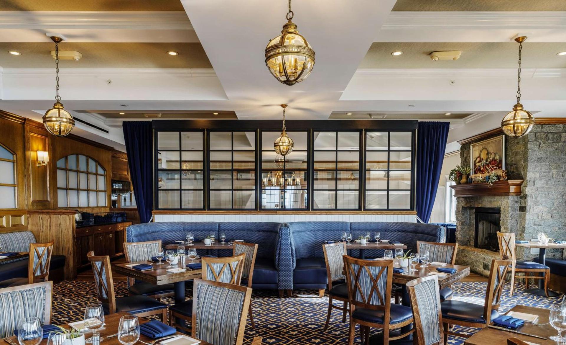 Madison Beach Hotel, Curio Collection by Hilton photo 24