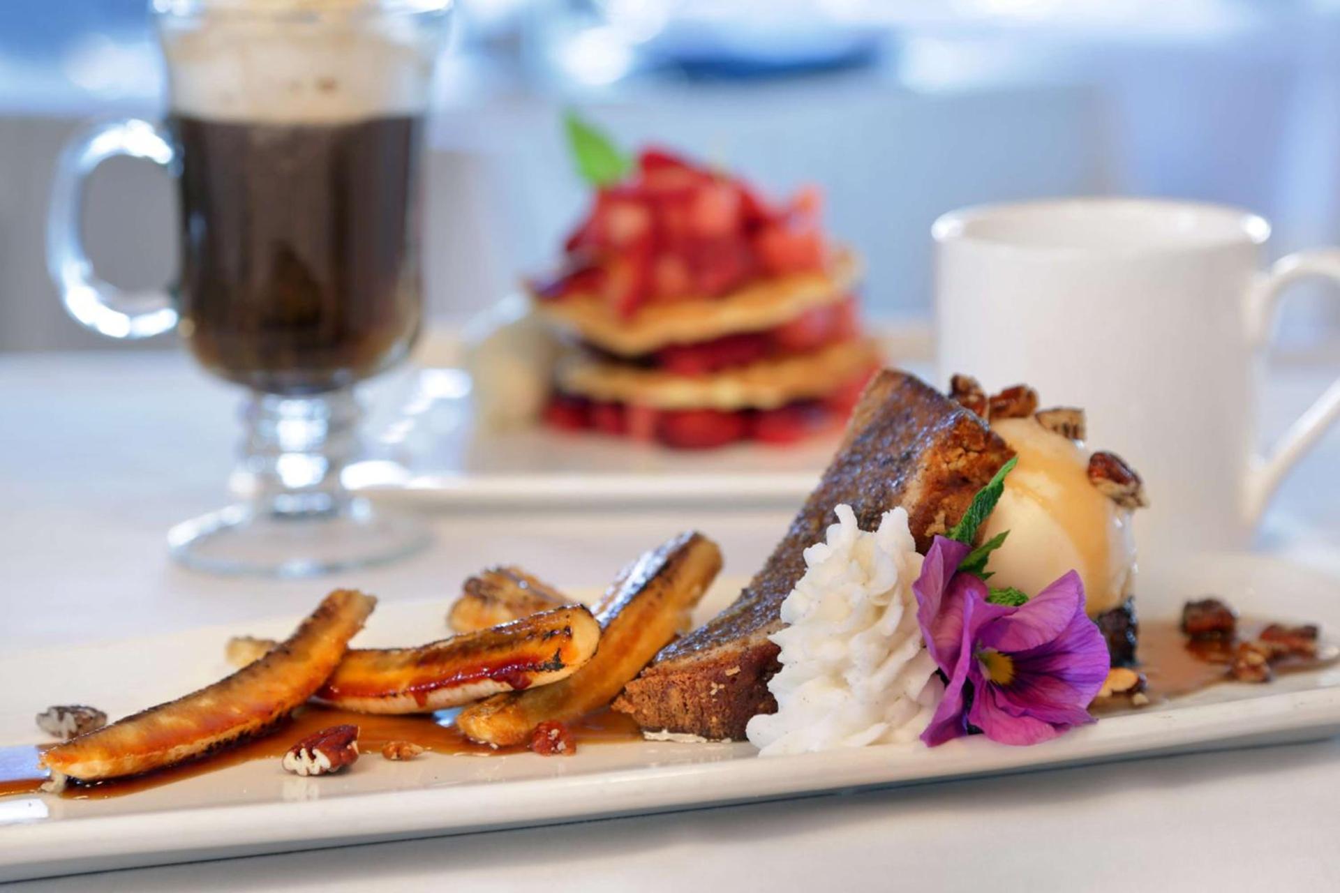 Madison Beach Hotel, Curio Collection by Hilton photo 31