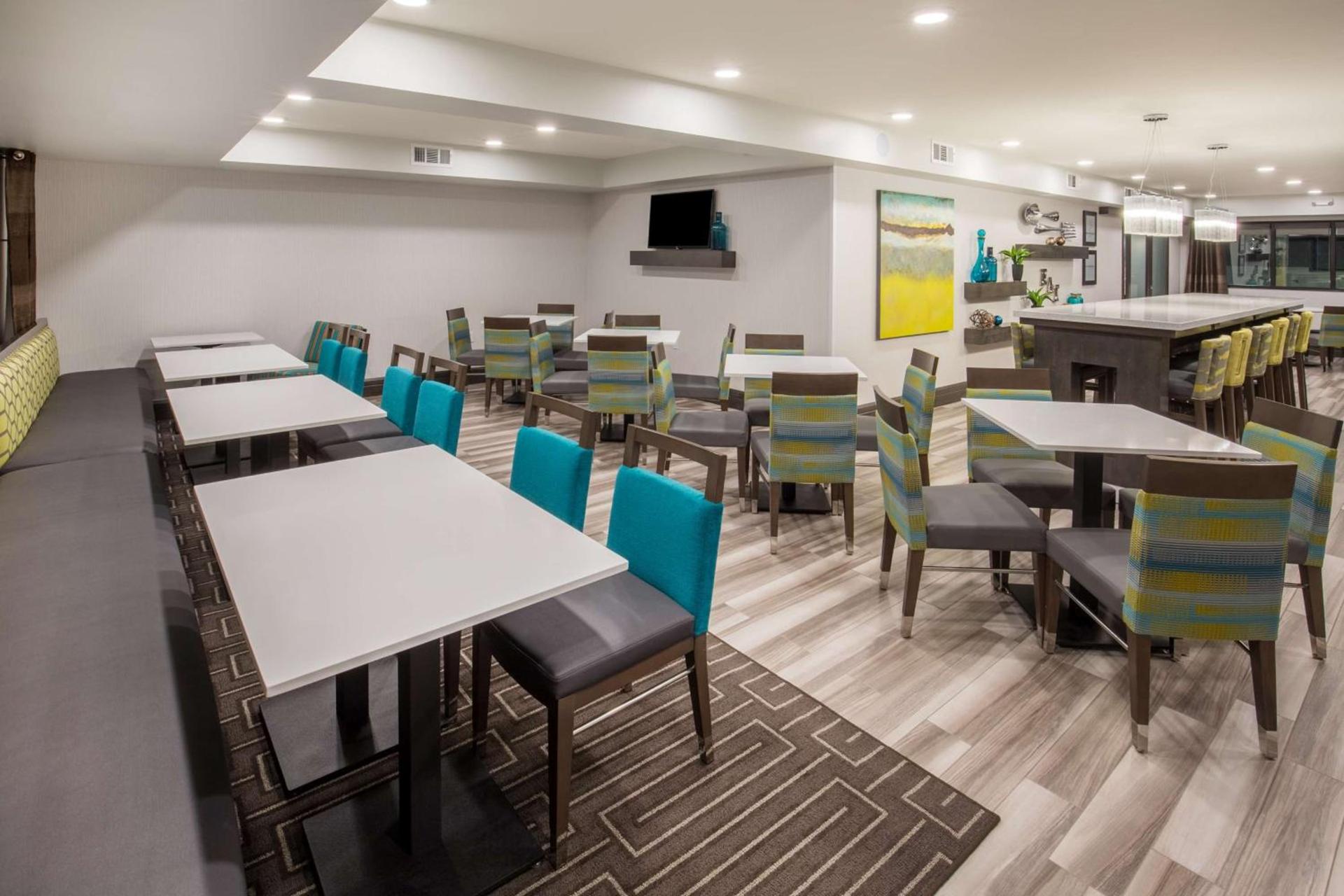 Hampton Inn Monterey photo 6