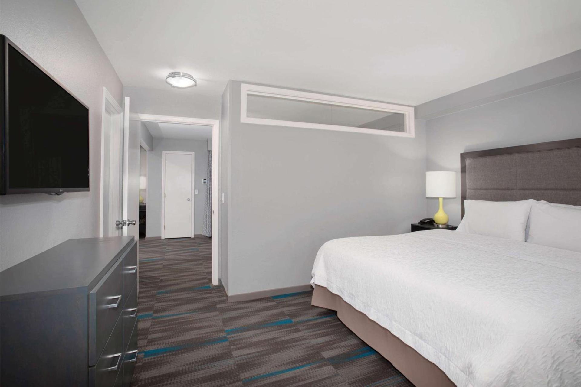 Hampton Inn Monterey photo 19