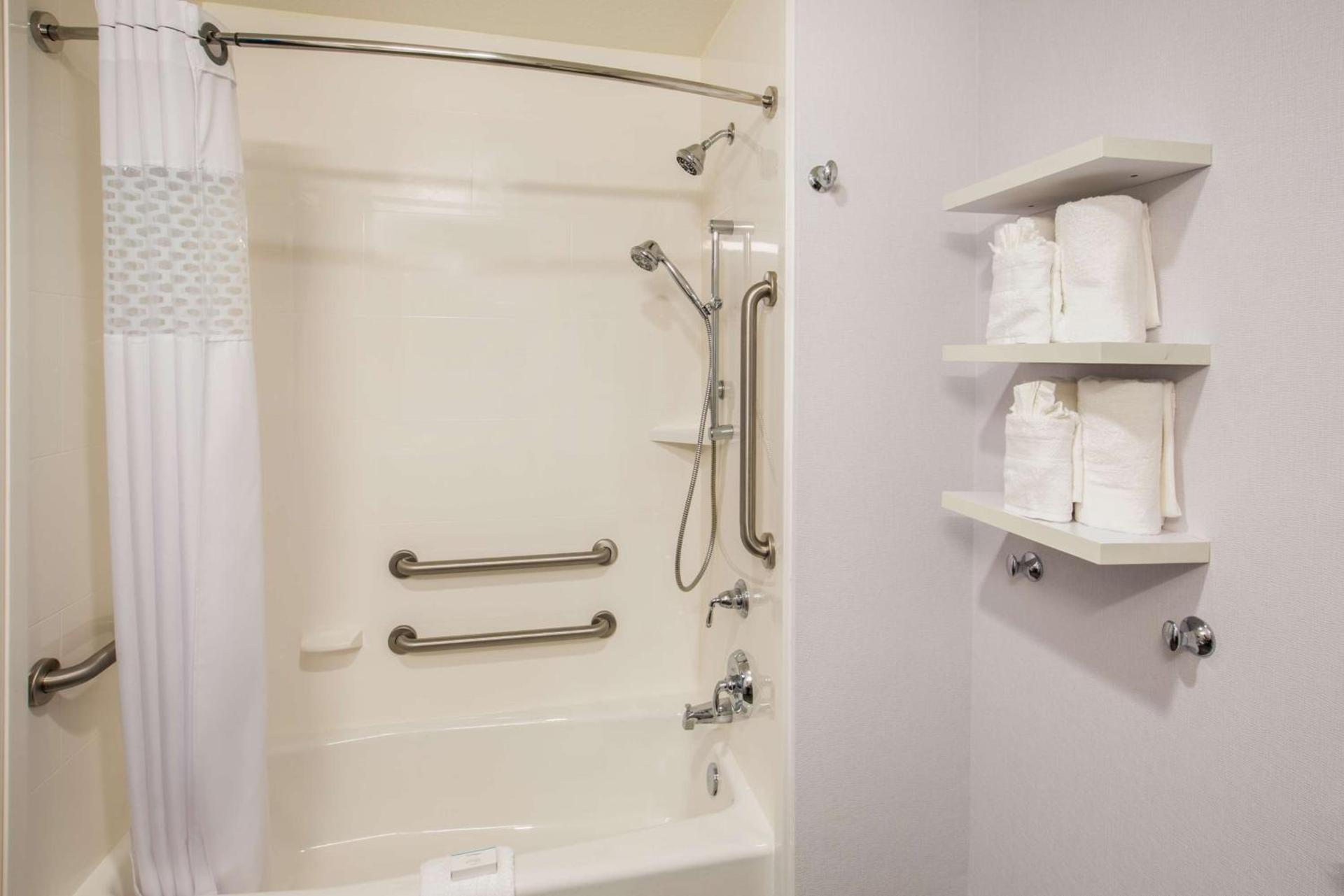 Hampton Inn Monterey photo 28