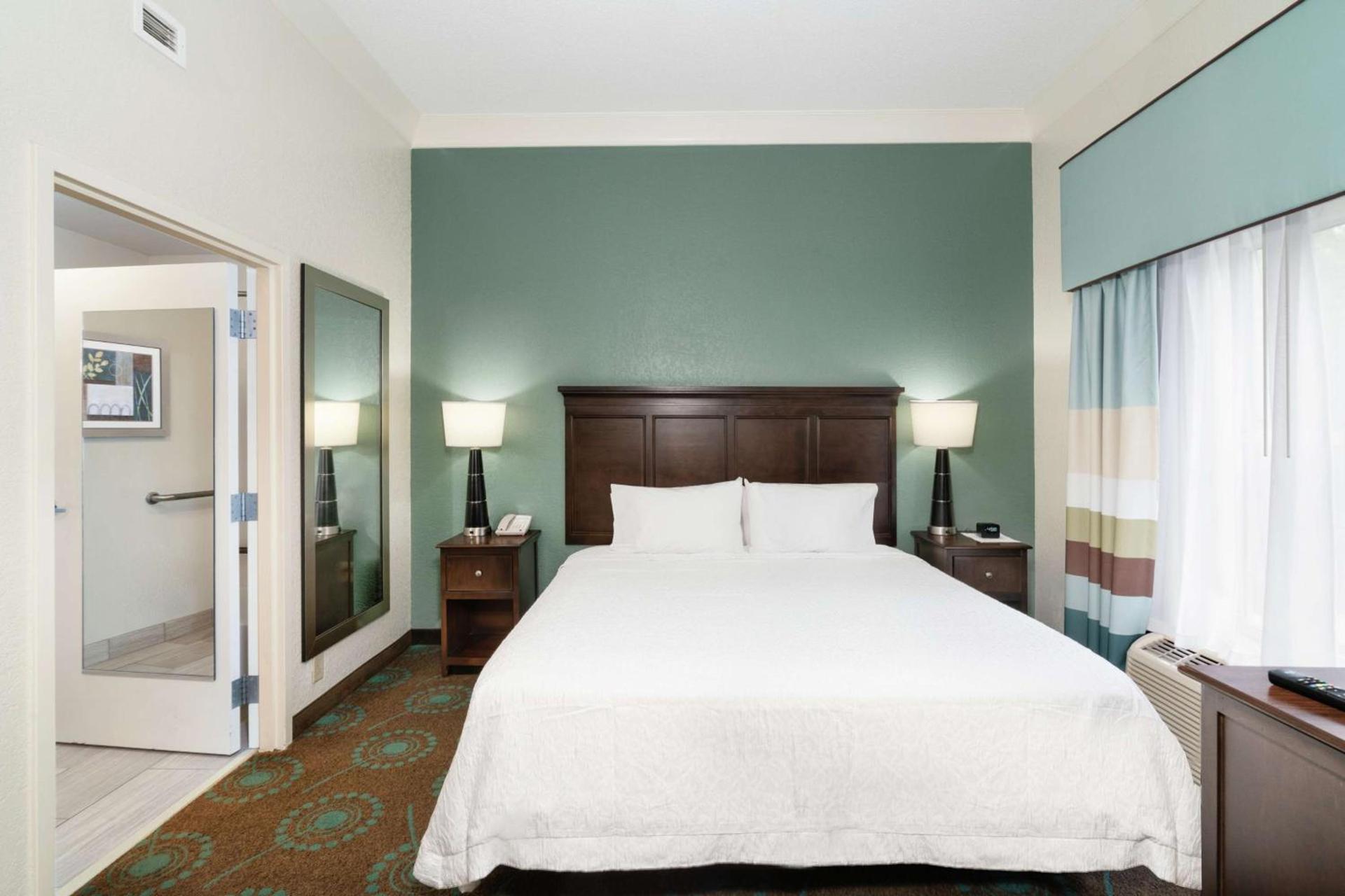 Hampton Inn & Suites Mooresville photo 22