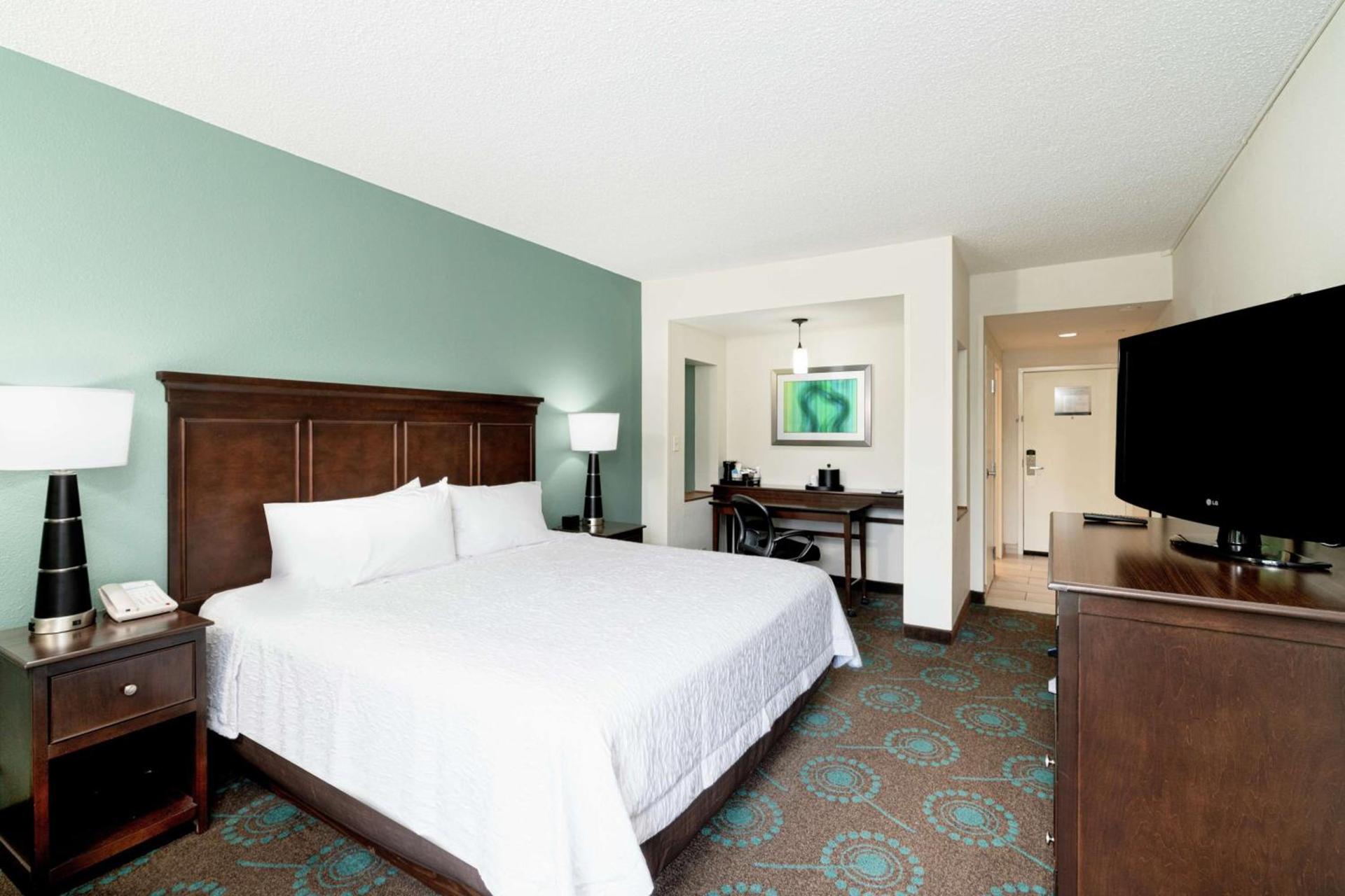 Hampton Inn & Suites Mooresville photo 28