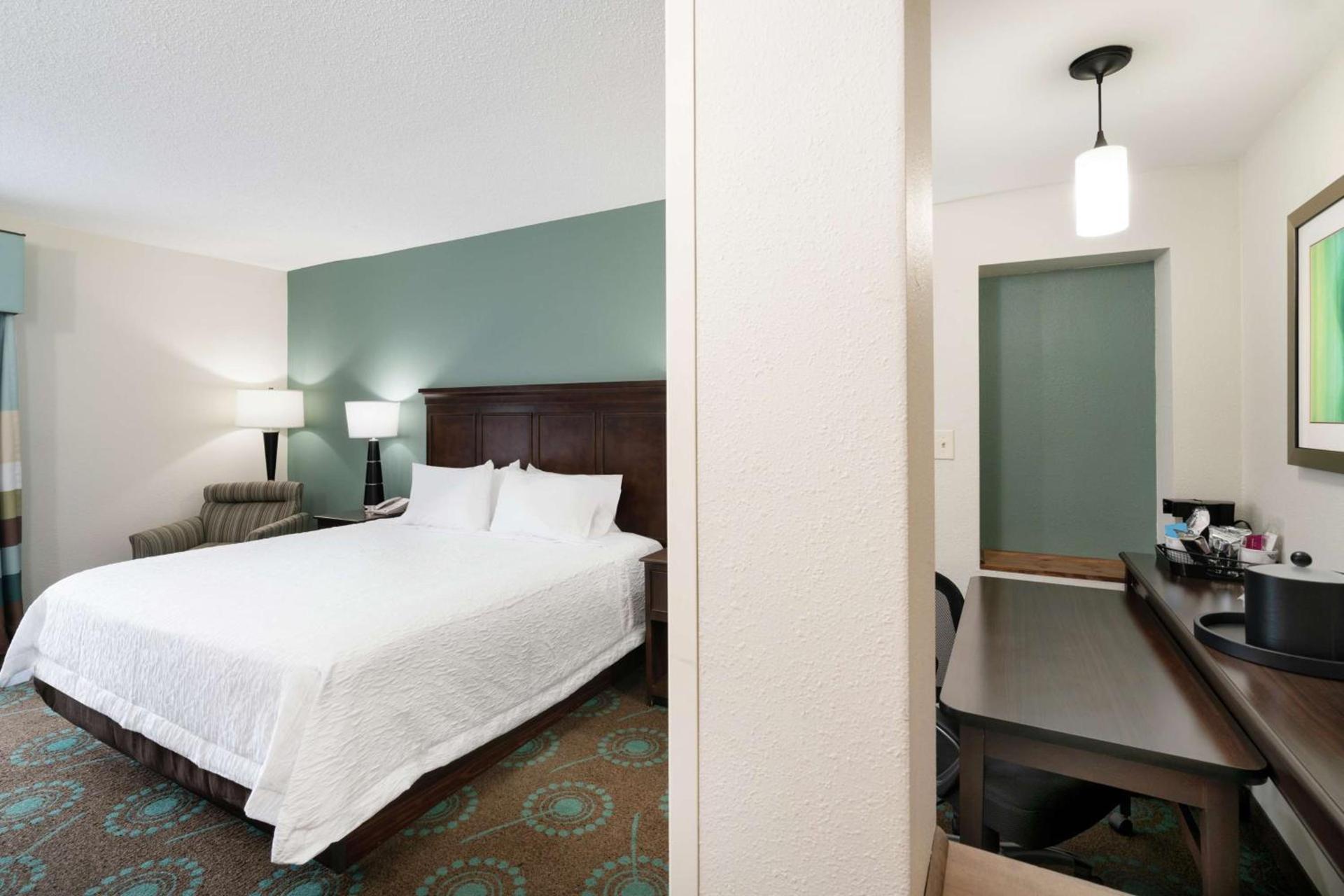 Hampton Inn & Suites Mooresville photo 29