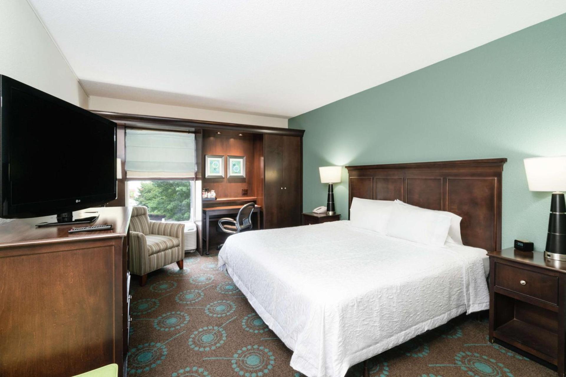 Hampton Inn & Suites Mooresville photo 31