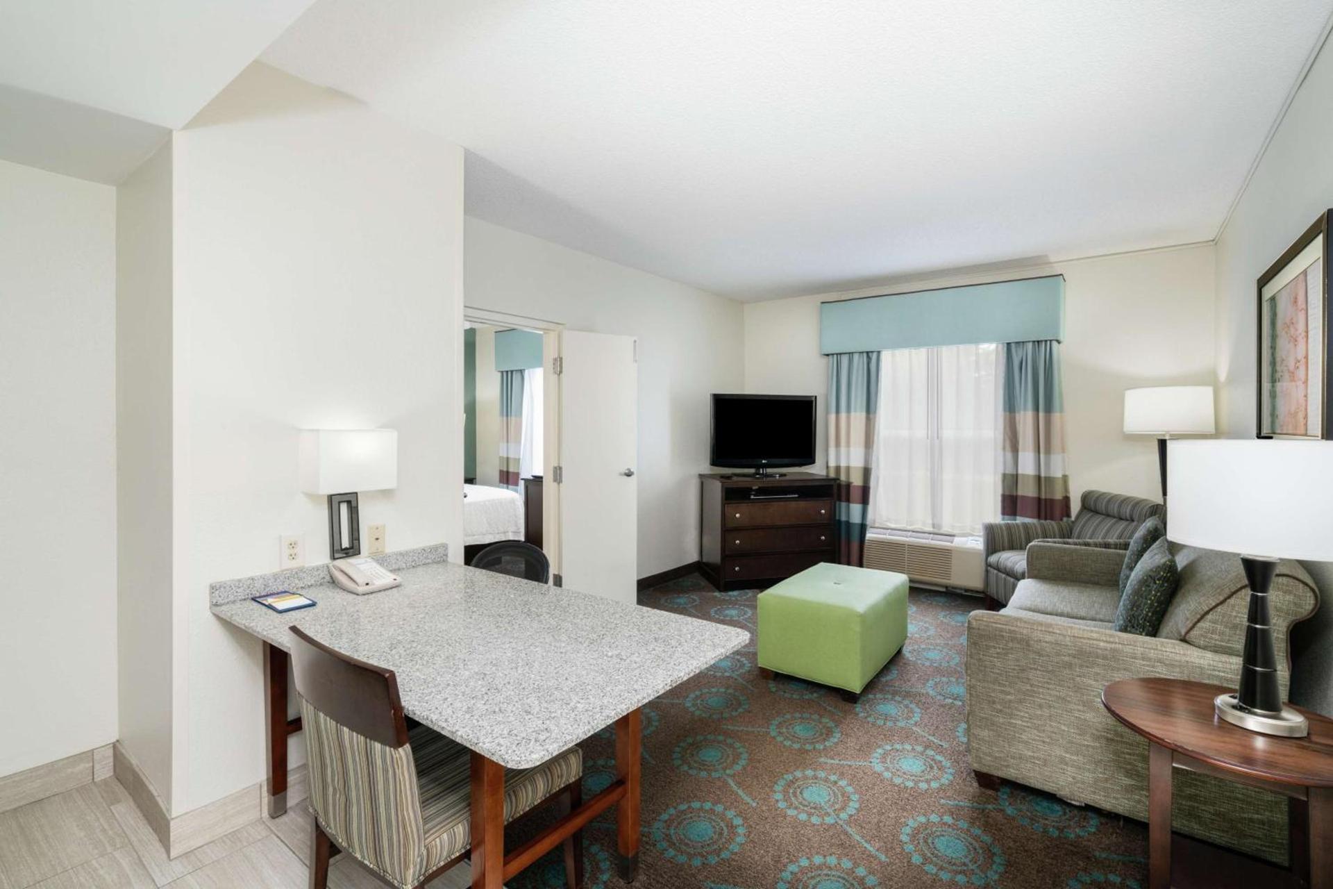 Hampton Inn & Suites Mooresville photo 44