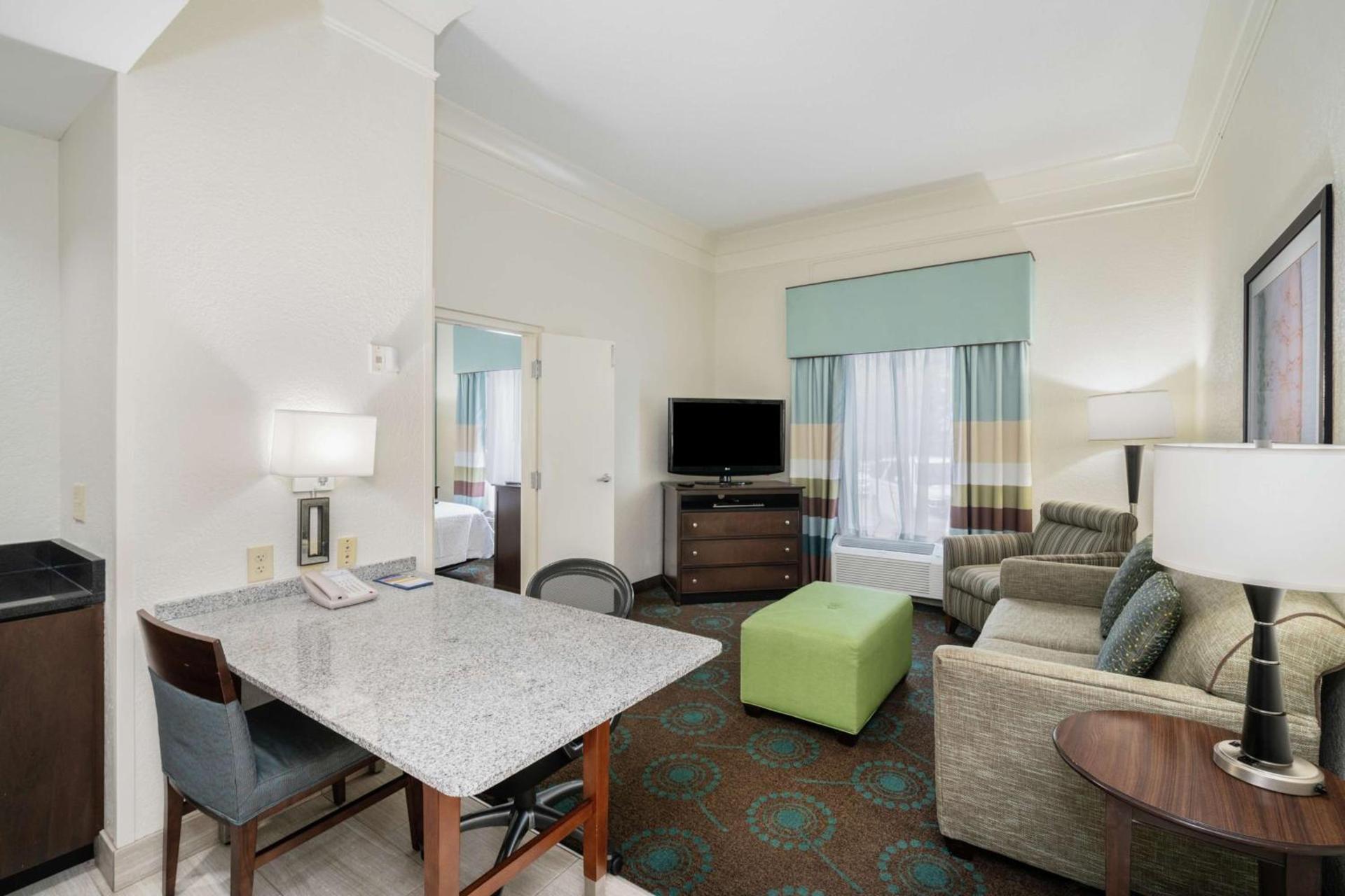 Hampton Inn & Suites Mooresville photo 46