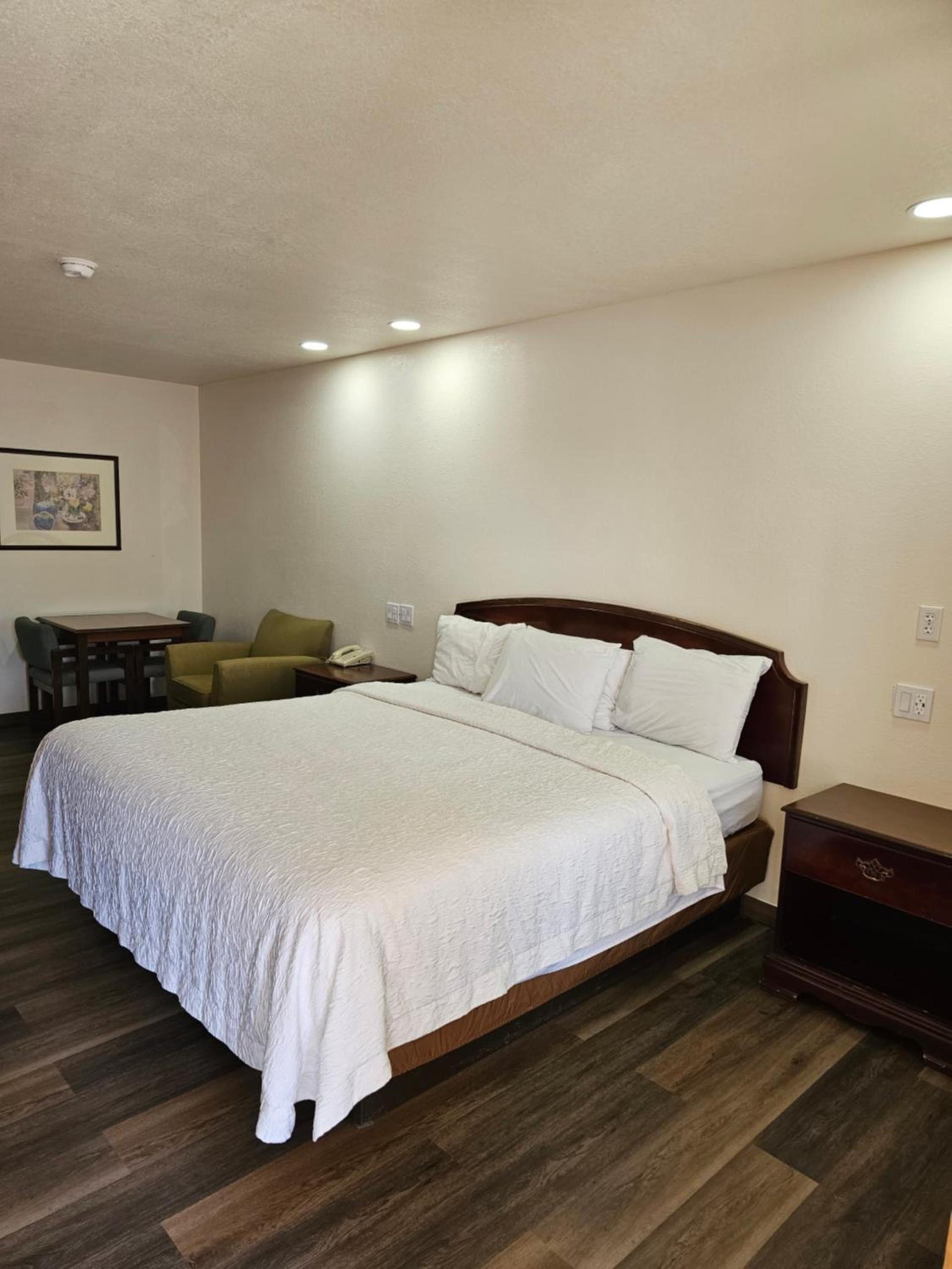Rodeway Inn Tucumcari photo 19