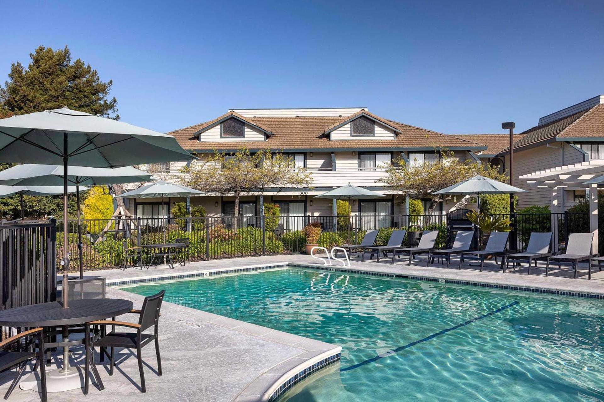 Seacliff Inn Aptos, Tapestry Collection by Hilton photo 12