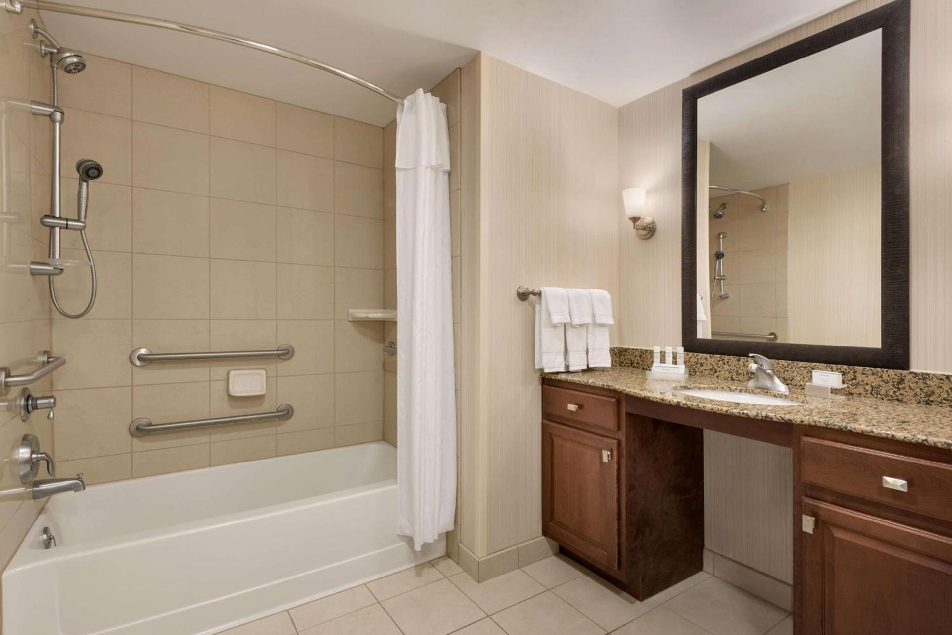 Homewood Suites by Hilton Madison West photo 19