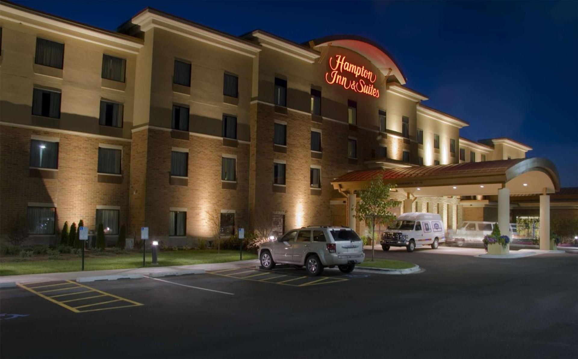 Hampton Inn & Suites Madison - West photo 2