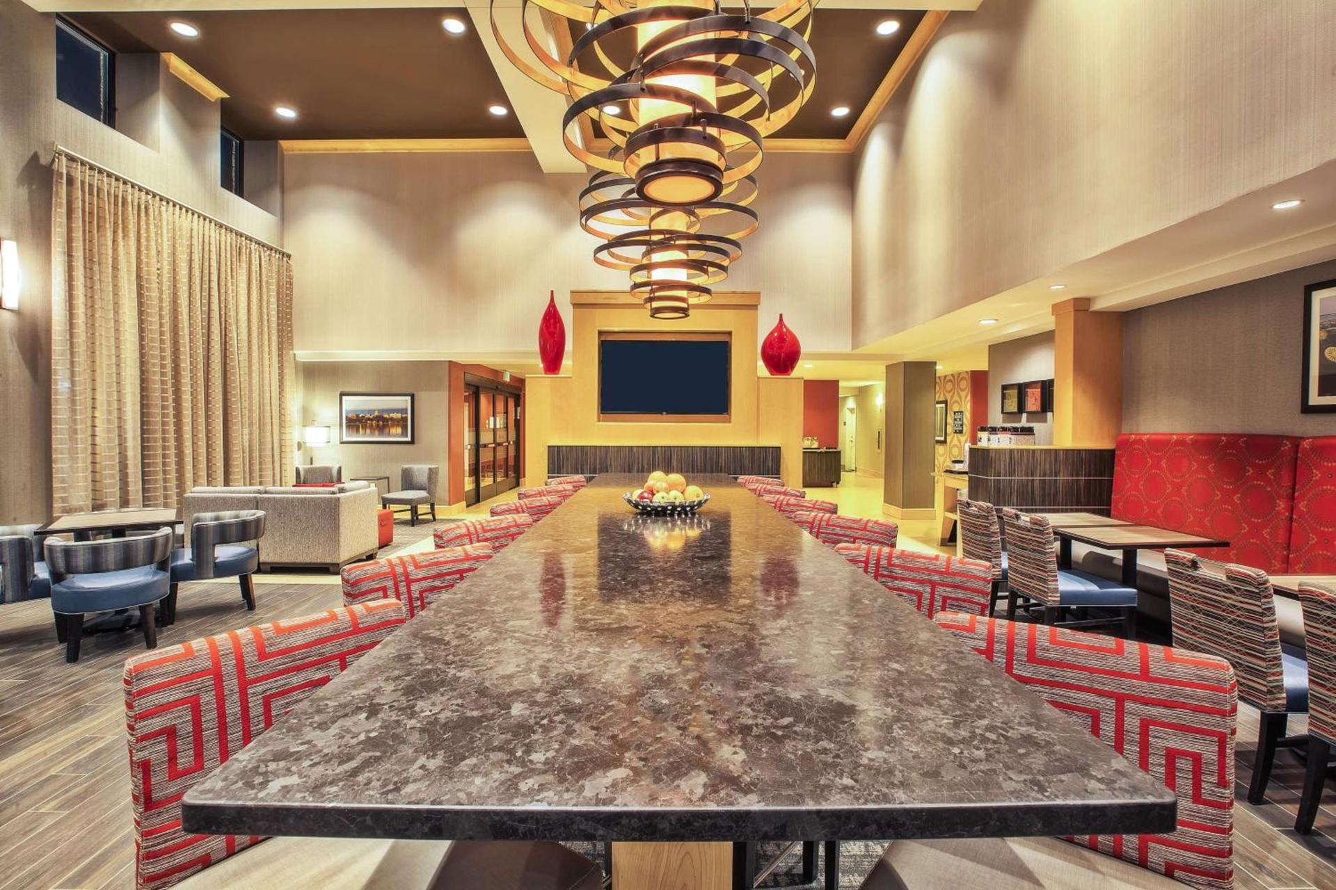 Hampton Inn & Suites Madison - West photo 11