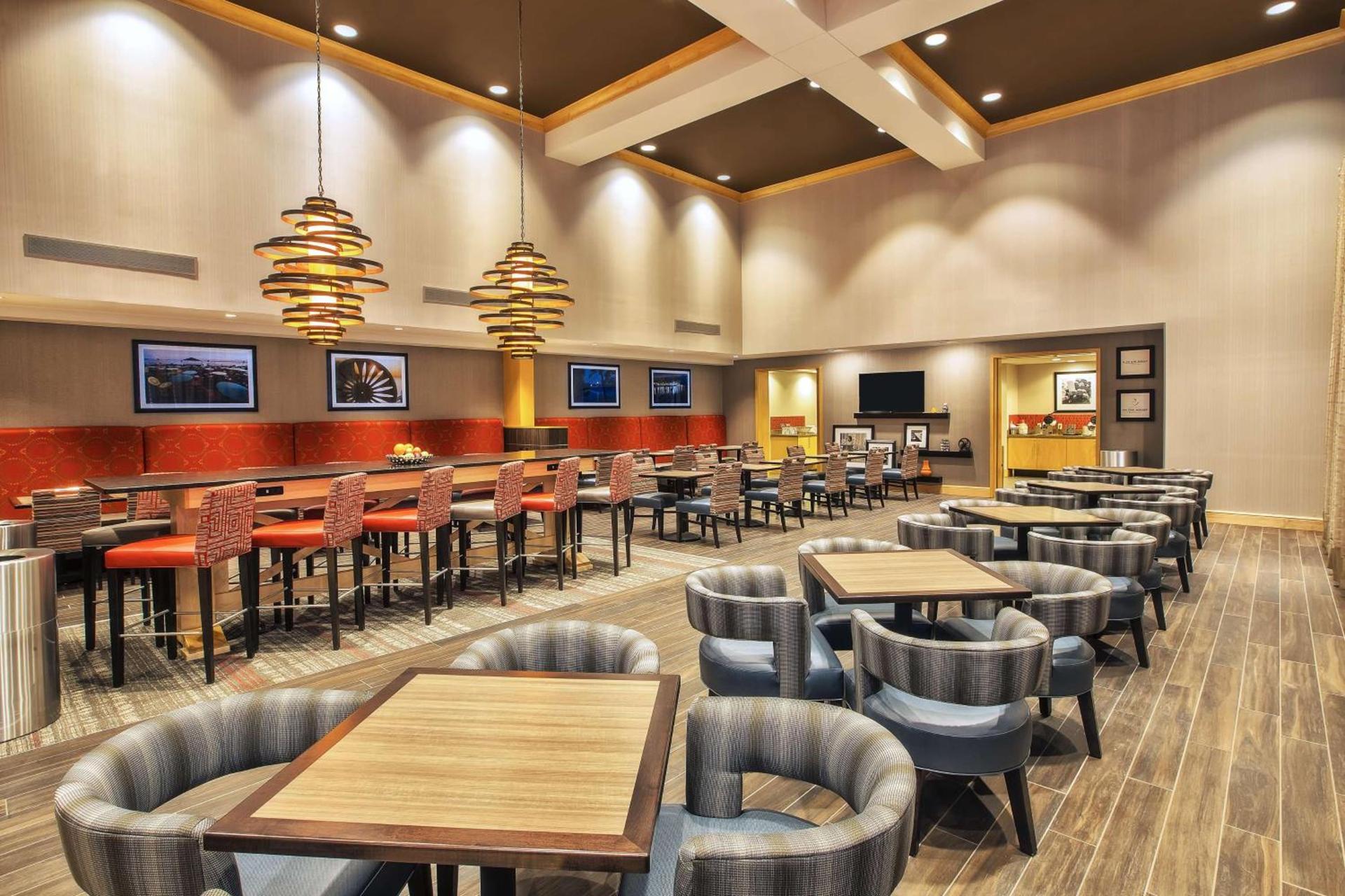 Hampton Inn & Suites Madison - West photo 13