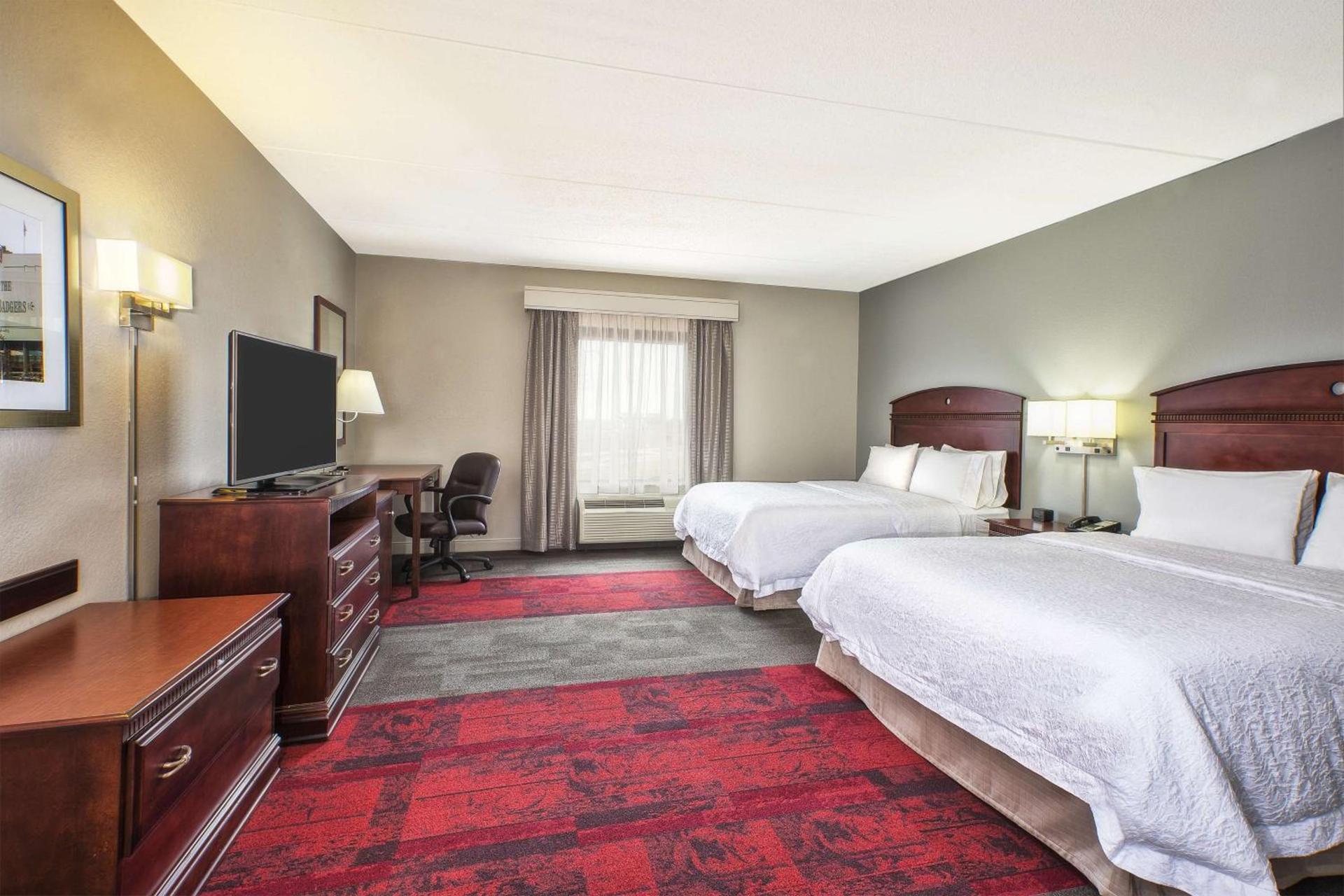 Hampton Inn & Suites Madison - West photo 19
