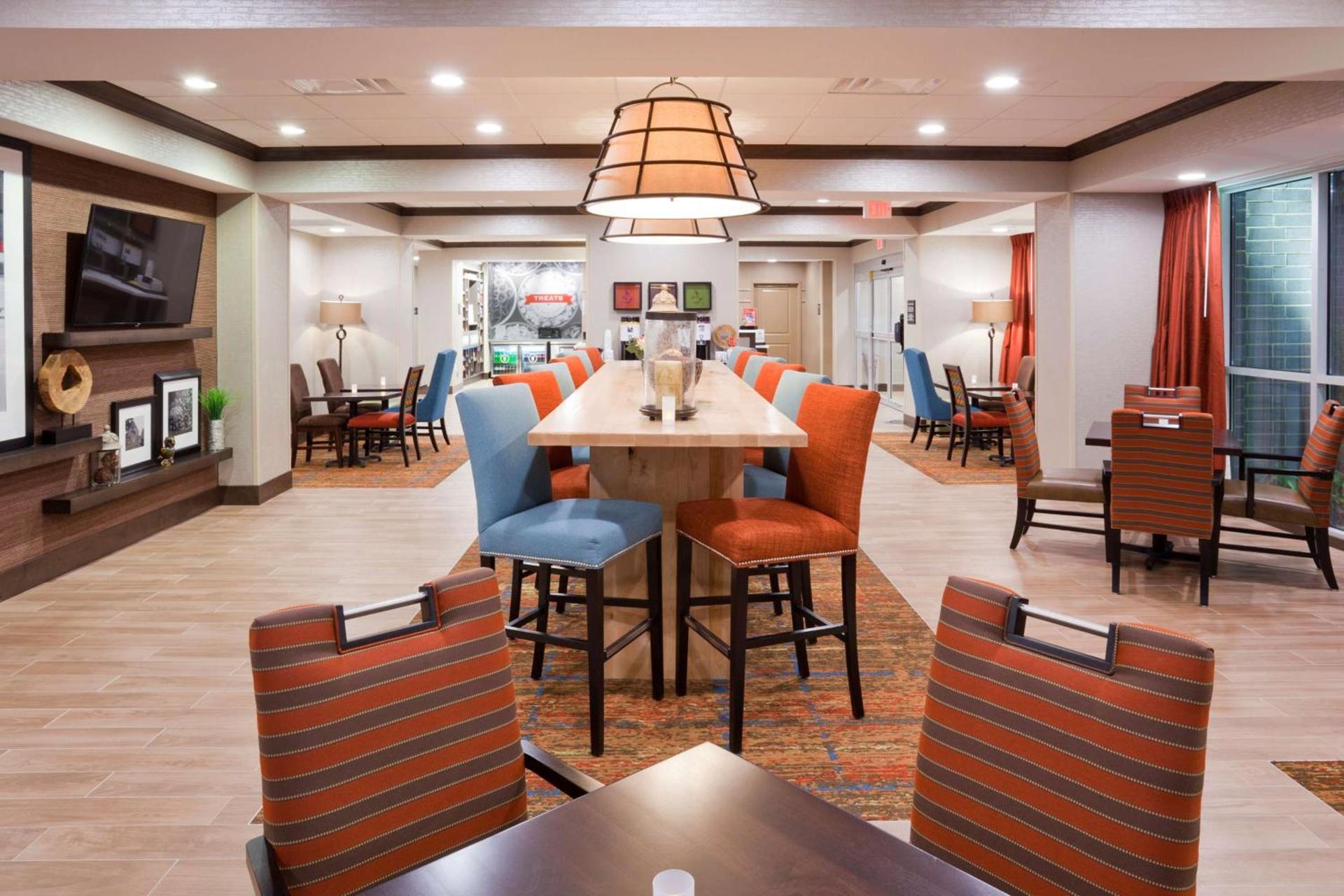 Hampton Inn Minneapolis Bloomington West photo 5