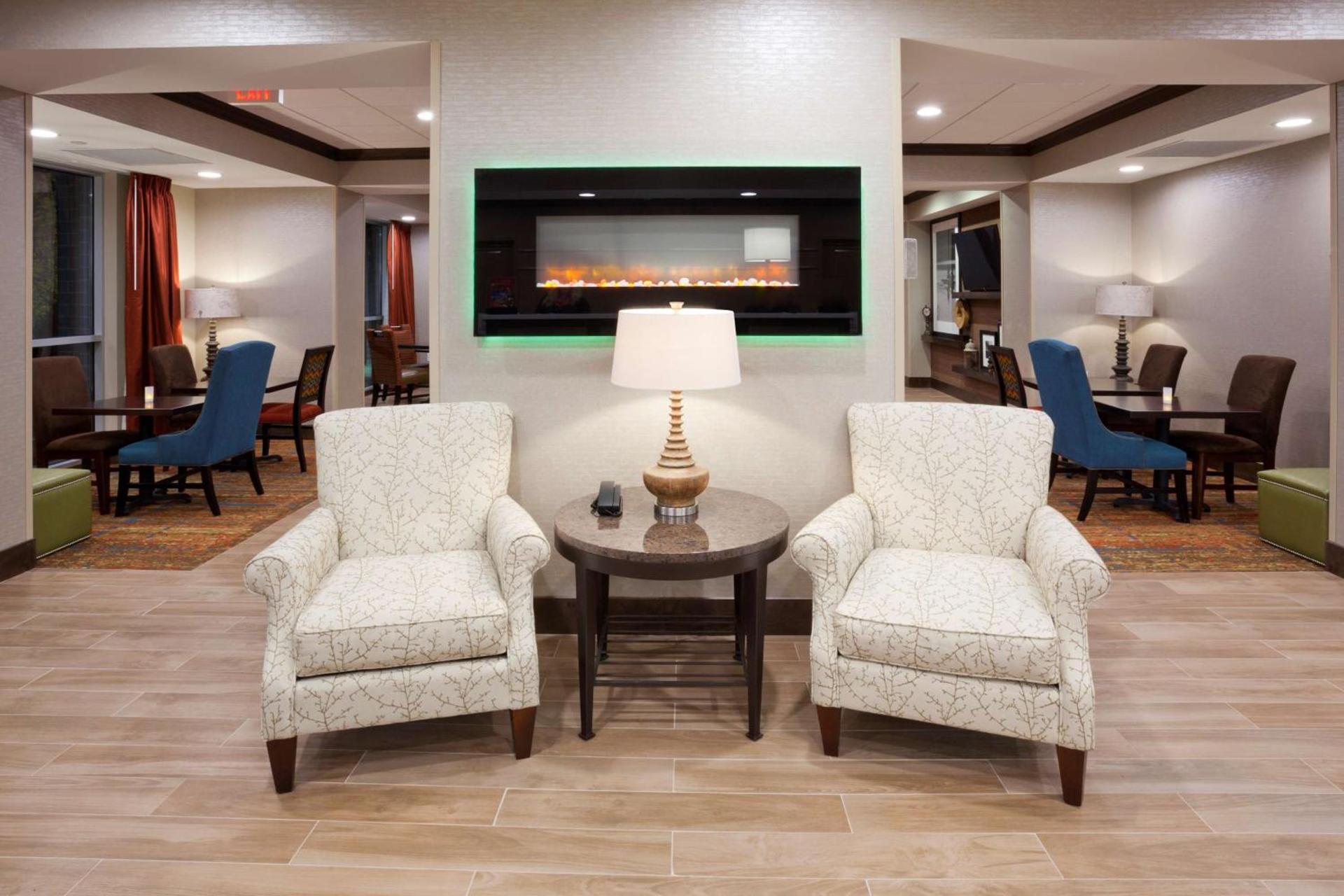 Hampton Inn Minneapolis Bloomington West photo 7