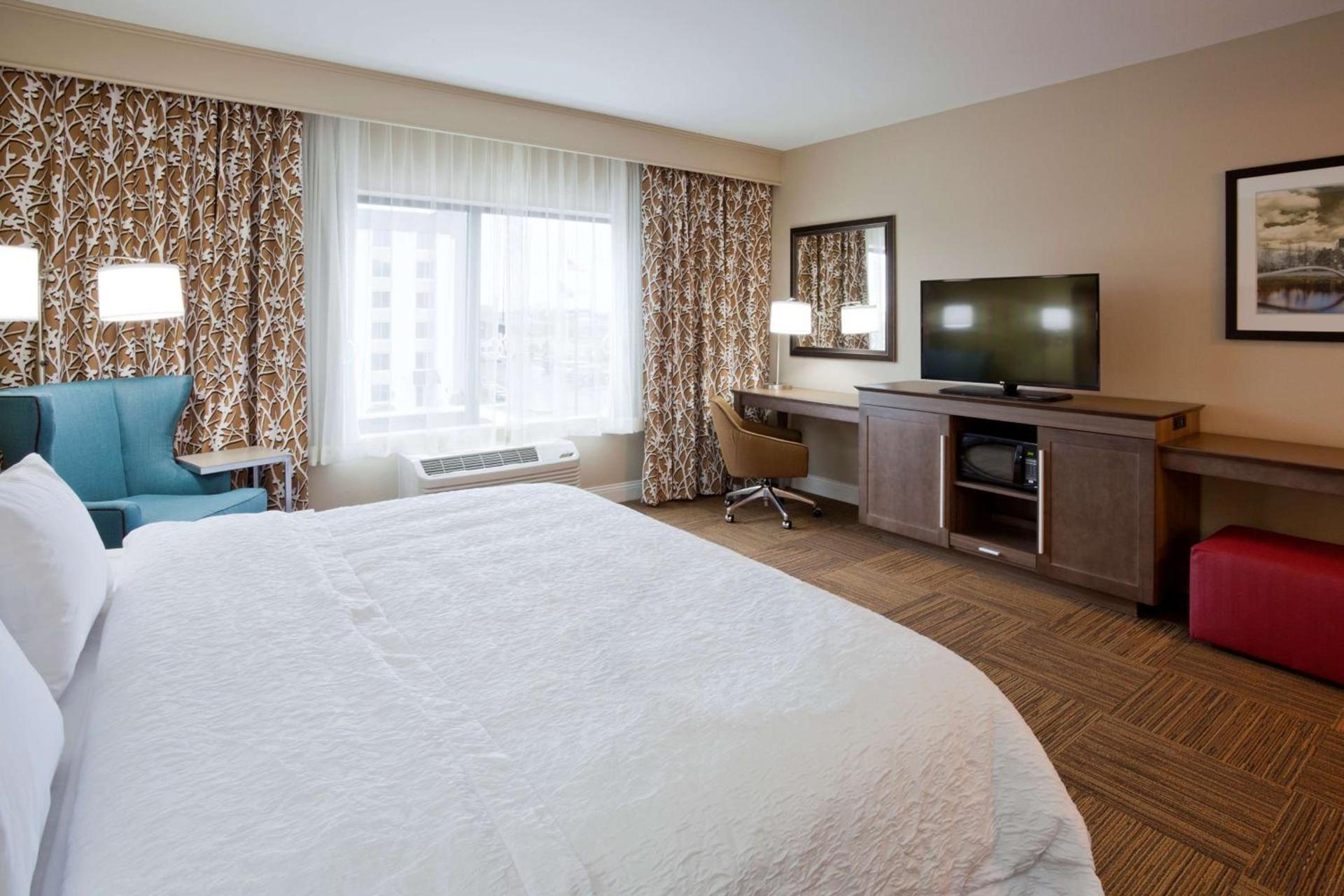 Hampton Inn Minneapolis Bloomington West photo 20