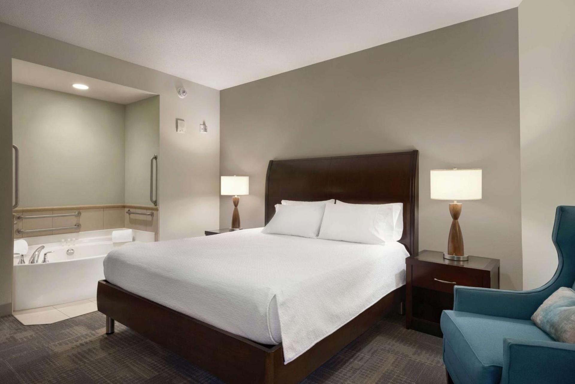 Hilton Garden Inn Minneapolis Downtown photo 25