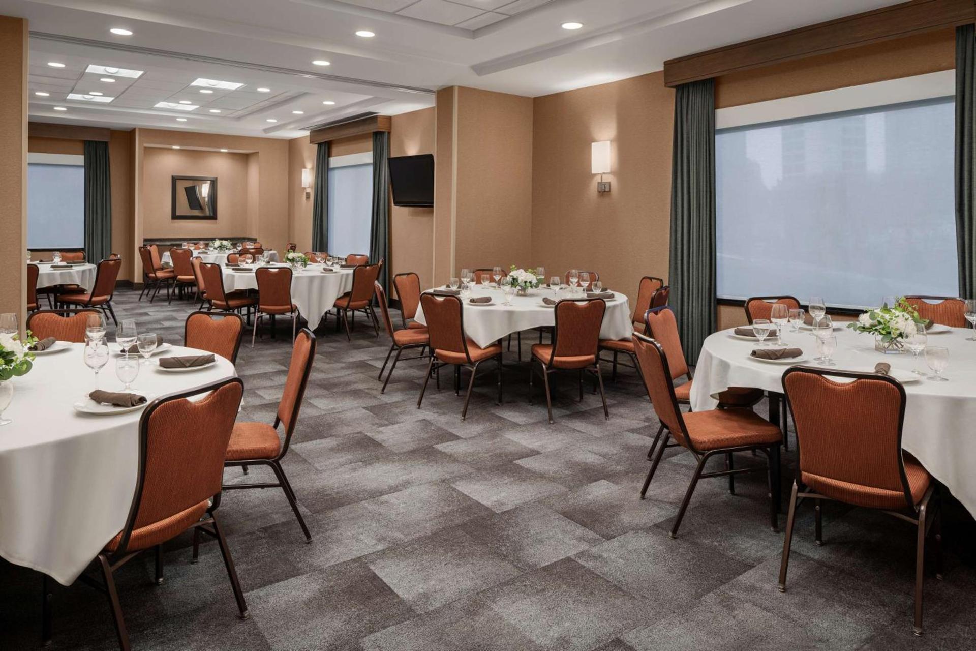Hilton Garden Inn Minneapolis Downtown photo 41