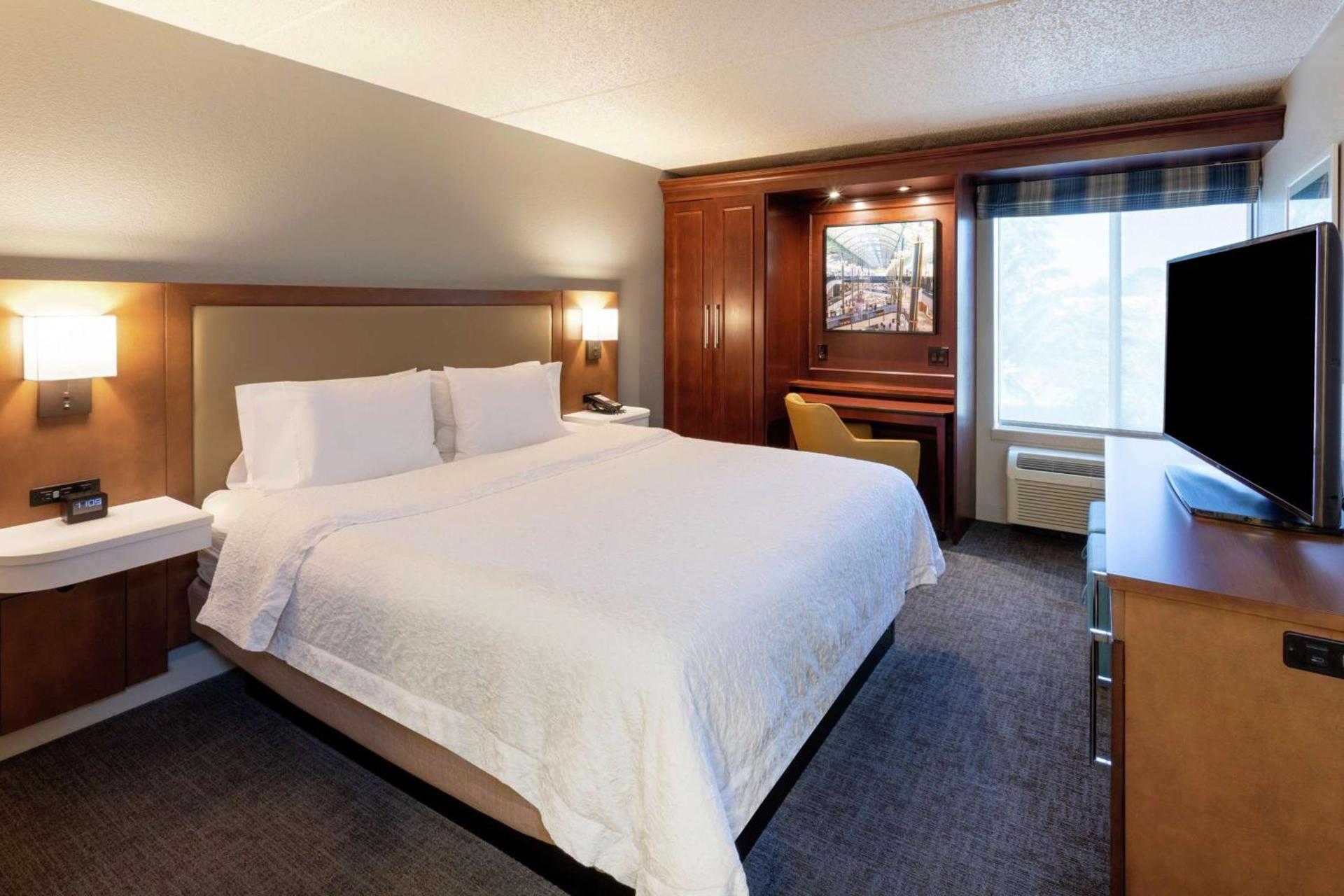 Hampton Inn Minneapolis/Eagan photo 15
