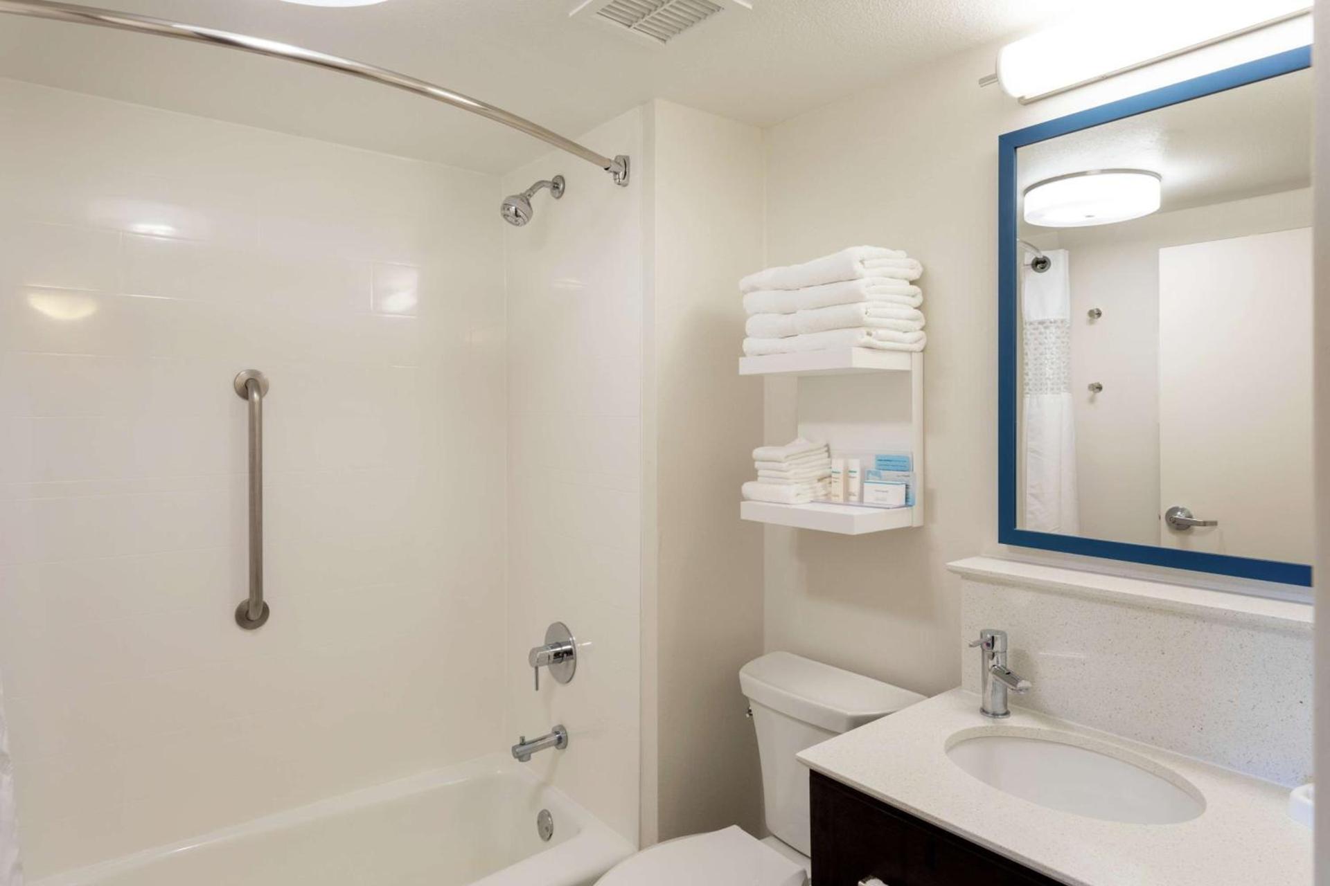 Hampton Inn Minneapolis/Eagan photo 26