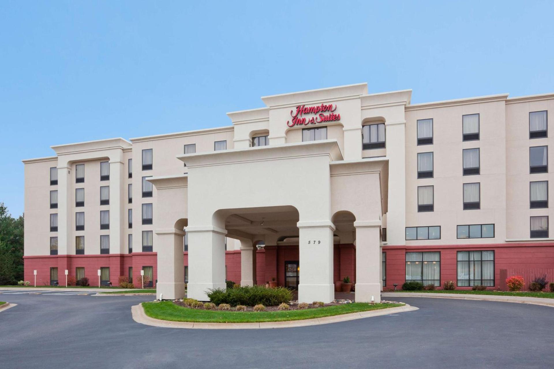 Hampton Inn & Suites Lino Lakes photo 1