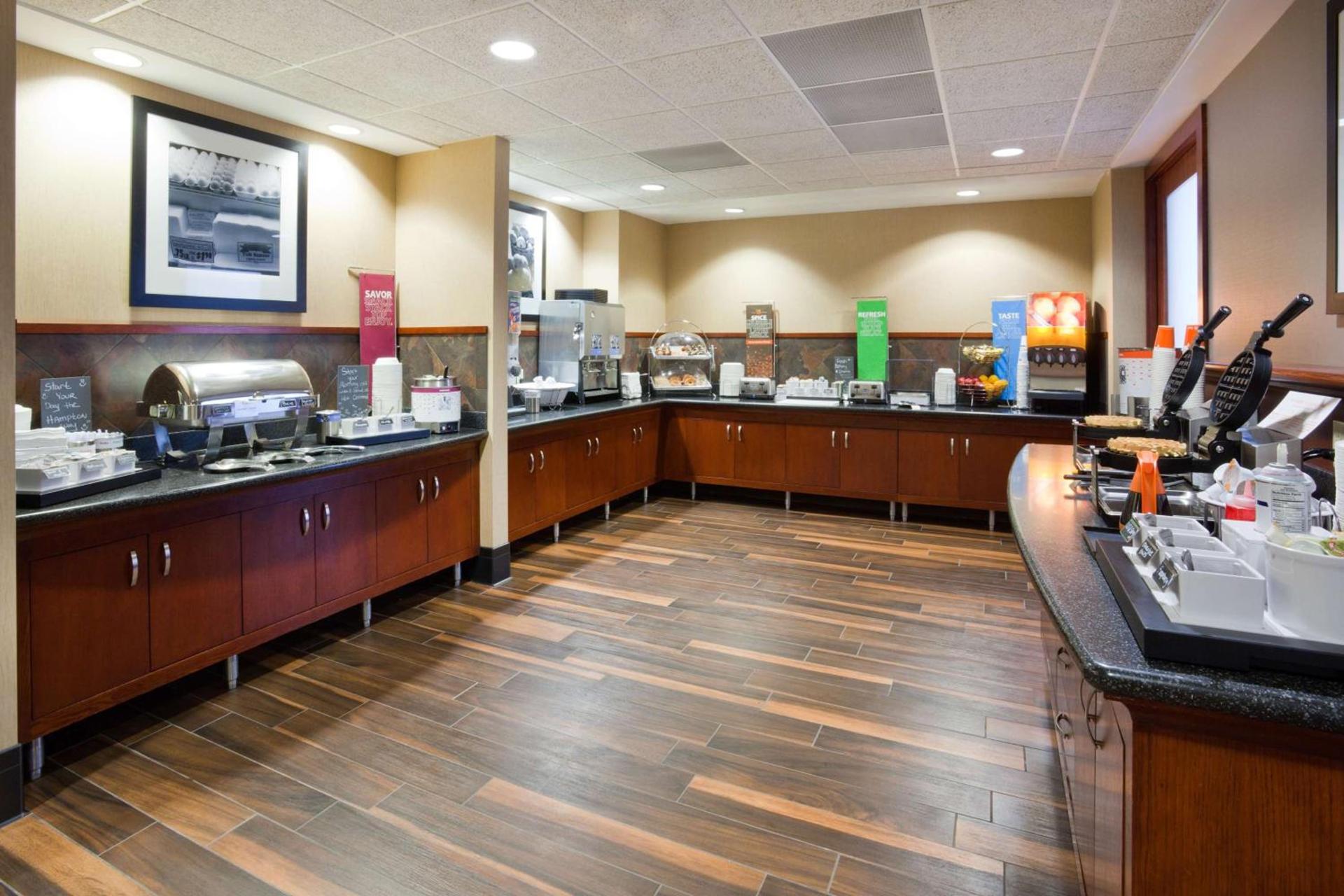 Hampton Inn & Suites Lino Lakes photo 10