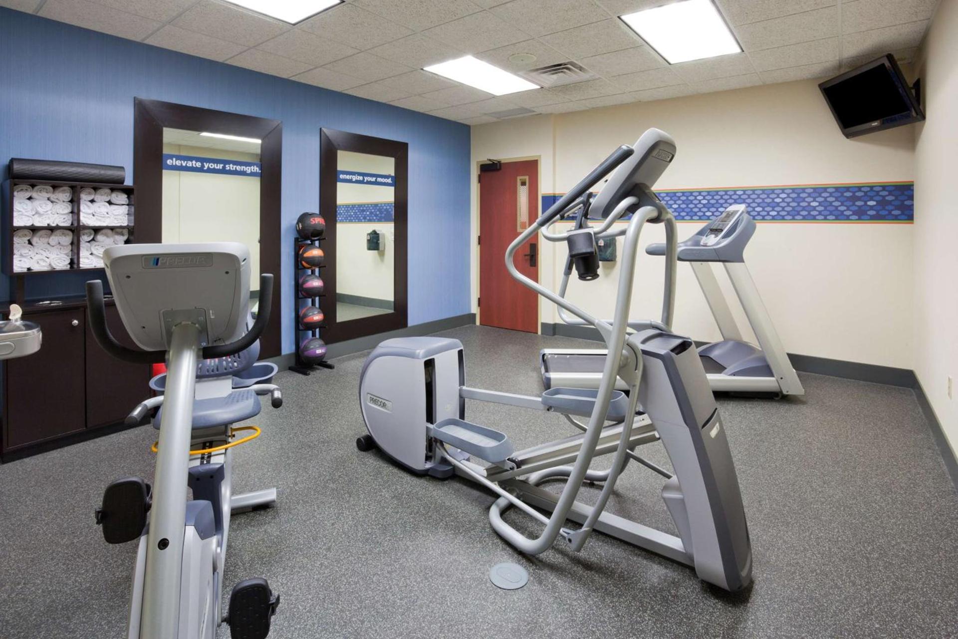 Hampton Inn & Suites Lino Lakes photo 13