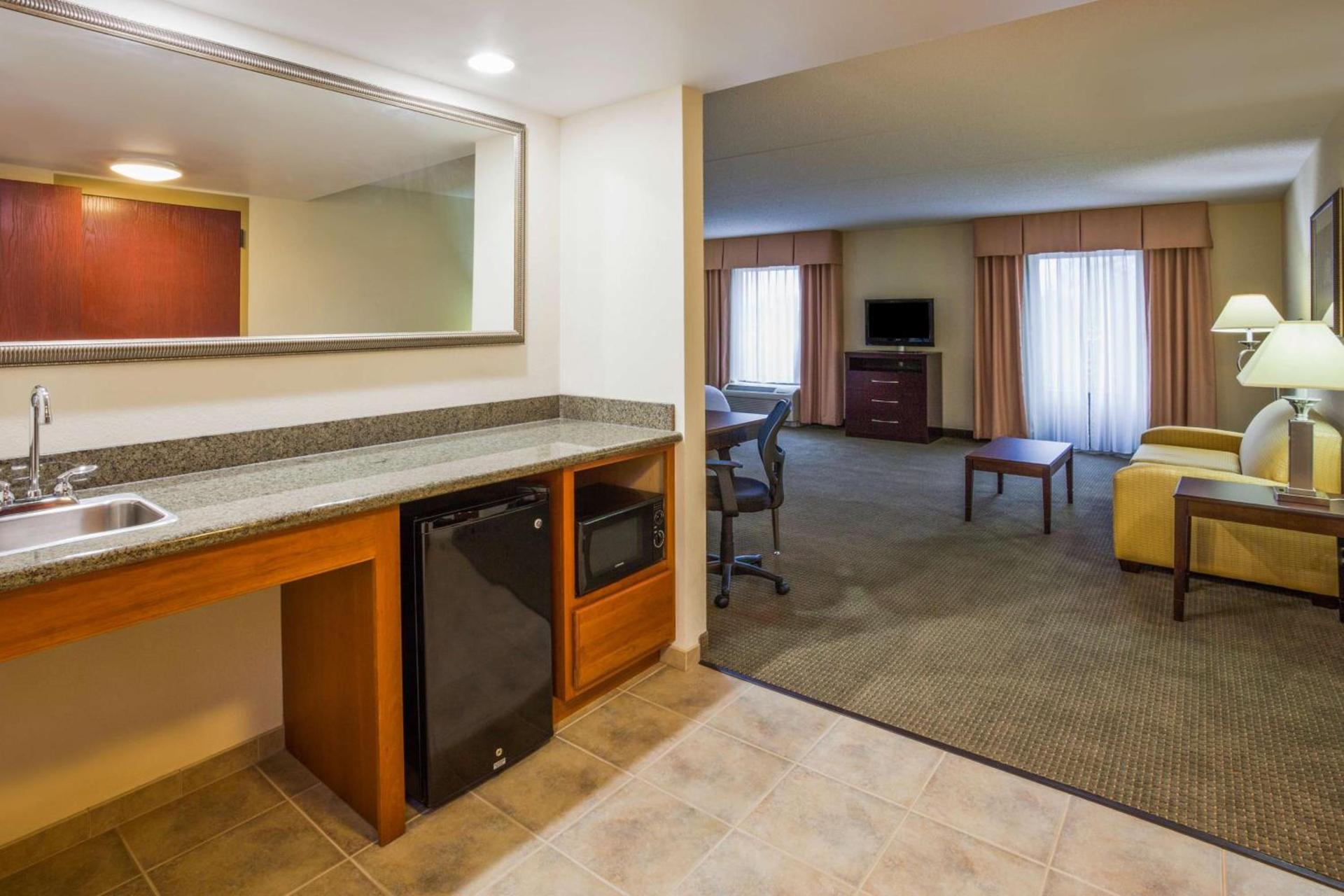Hampton Inn & Suites Lino Lakes photo 15