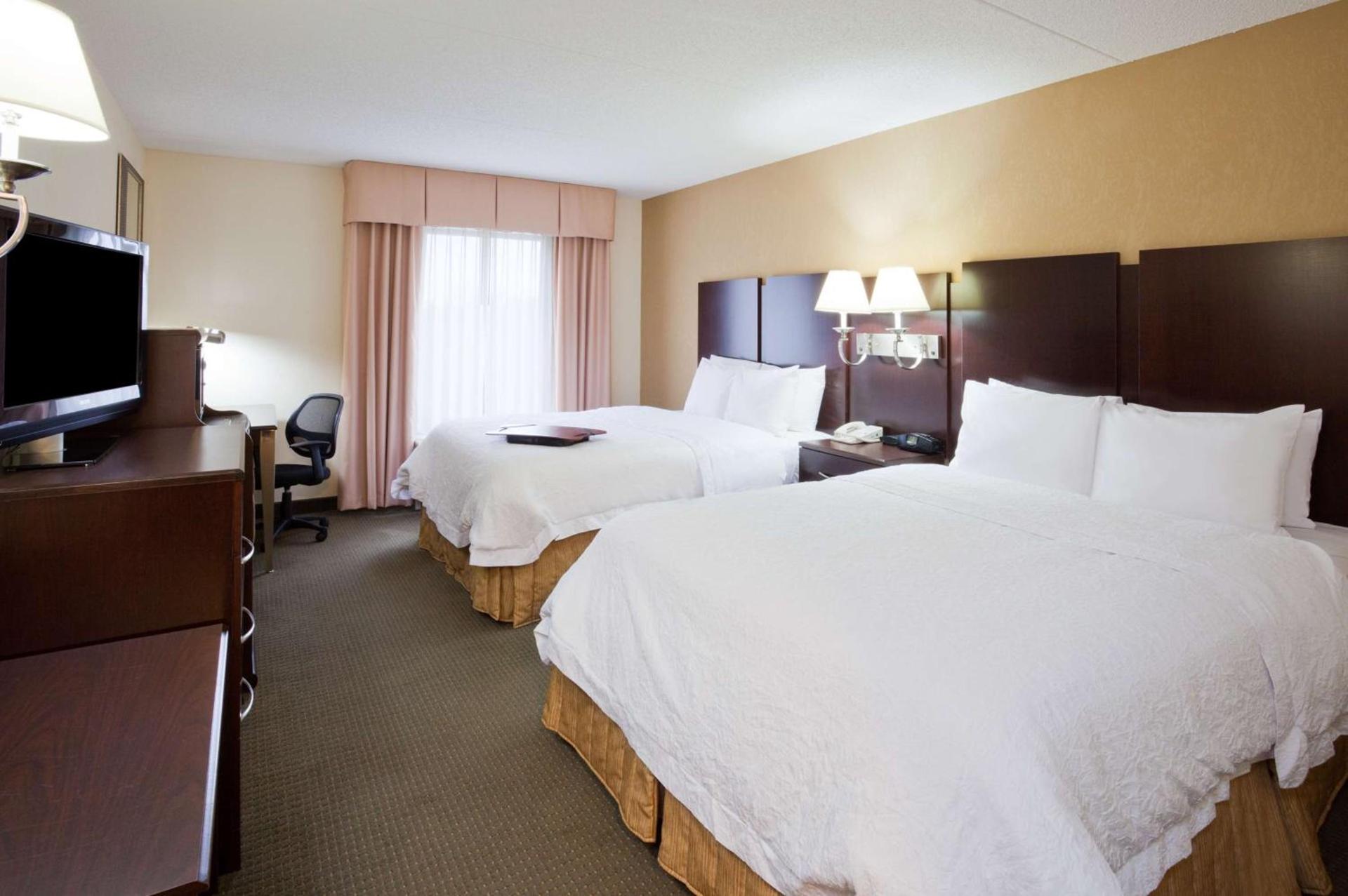 Hampton Inn & Suites Lino Lakes photo 23