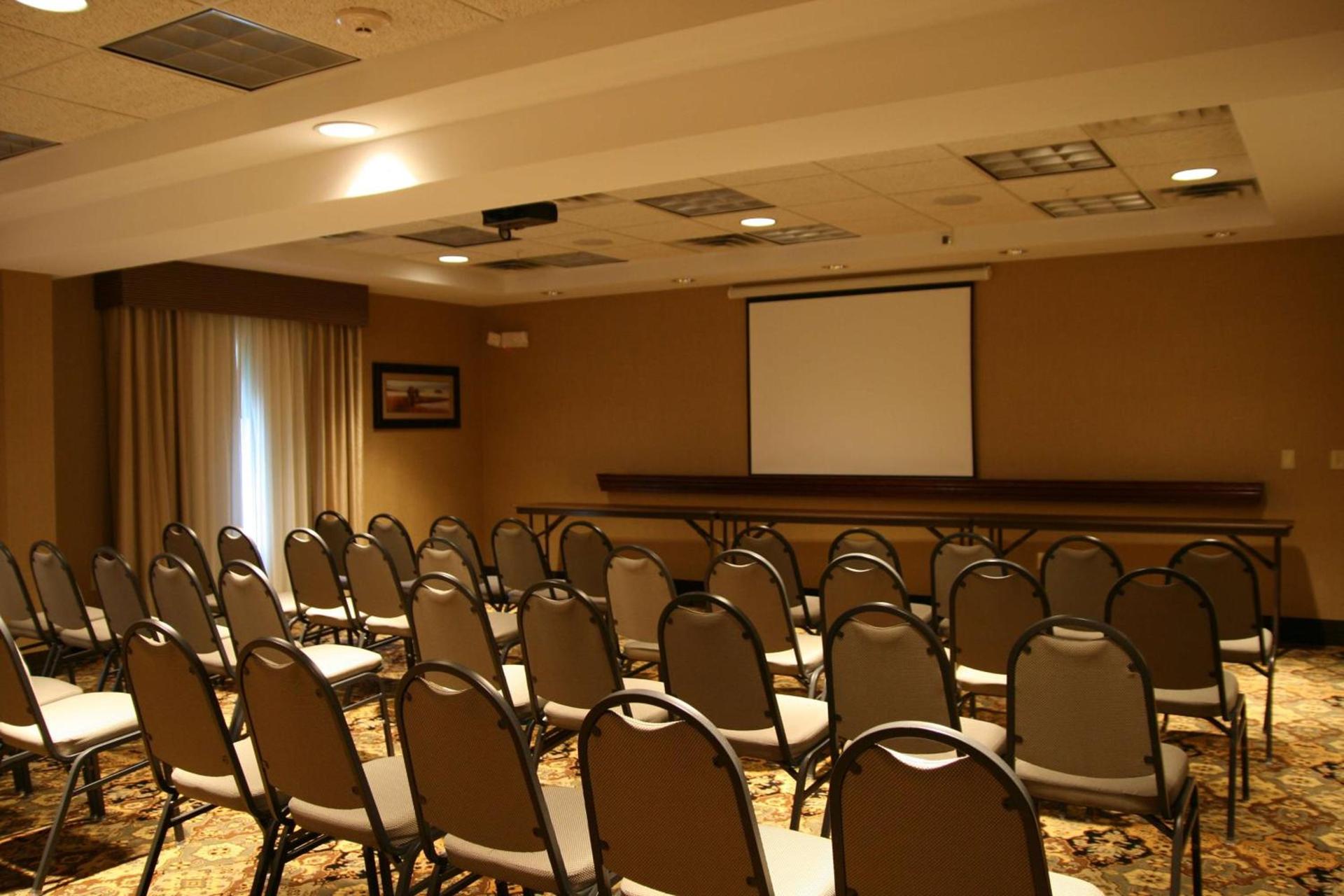 Hampton Inn & Suites Lino Lakes photo 32