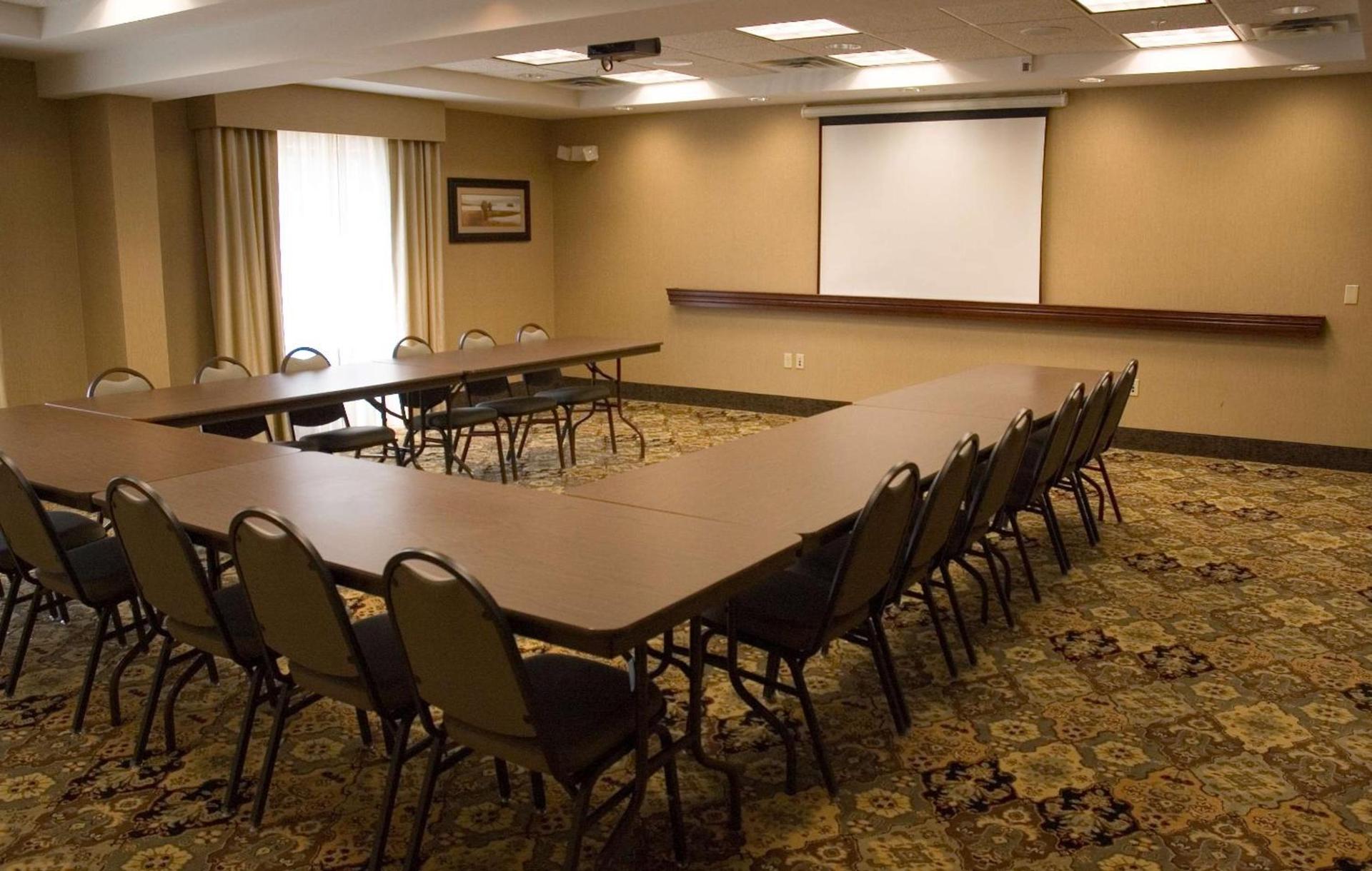 Hampton Inn & Suites Lino Lakes photo 33