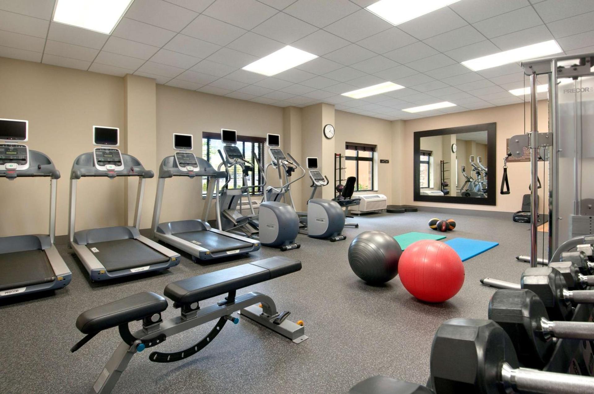Homewood Suites by Hilton Minneapolis - Saint Louis Park at West End photo 10