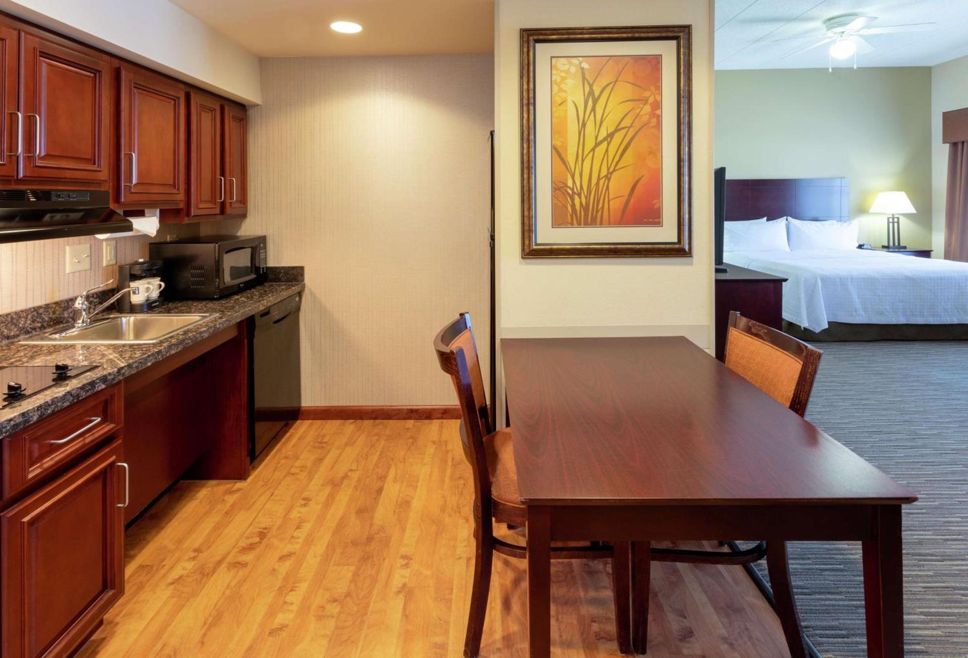 Homewood Suites by Hilton Minneapolis - Saint Louis Park at West End photo 30