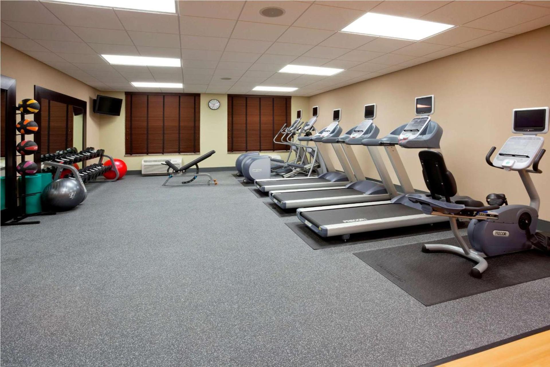 Homewood Suites New Brighton photo 9
